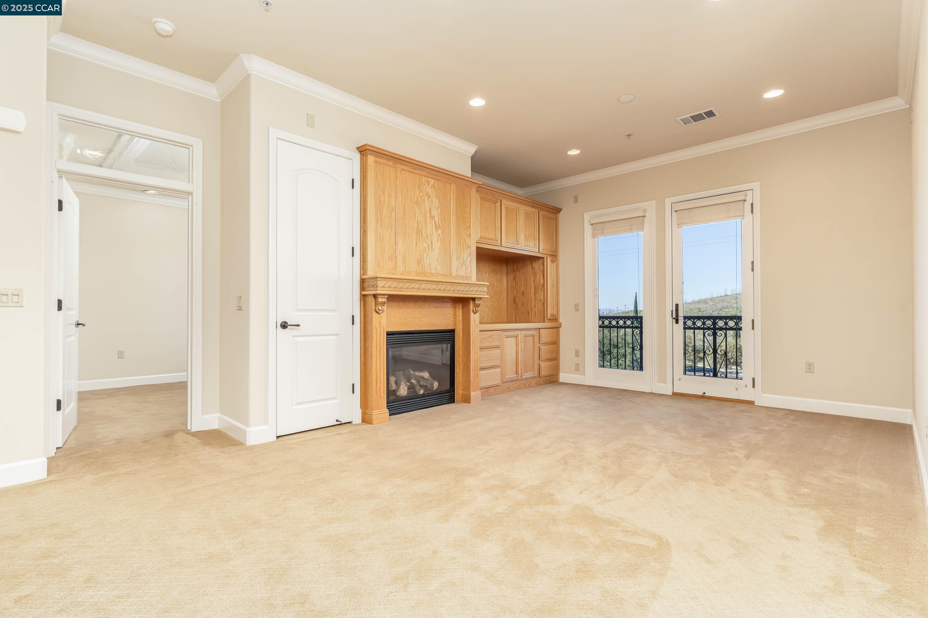 Detail Gallery Image 14 of 59 For 1146 Waltz Ct, Vallejo,  CA 94591 - 2 Beds | 2 Baths
