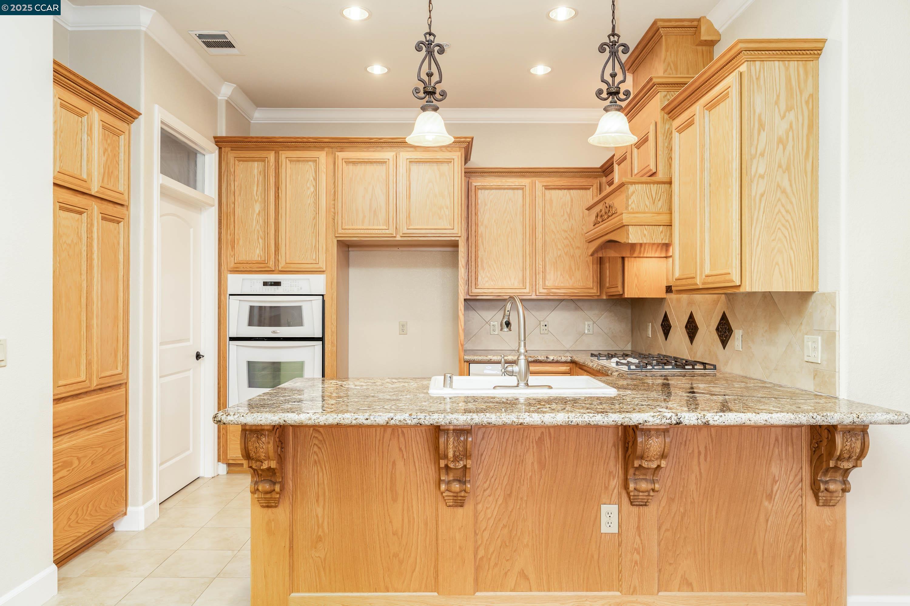 Detail Gallery Image 18 of 59 For 1146 Waltz Ct, Vallejo,  CA 94591 - 2 Beds | 2 Baths