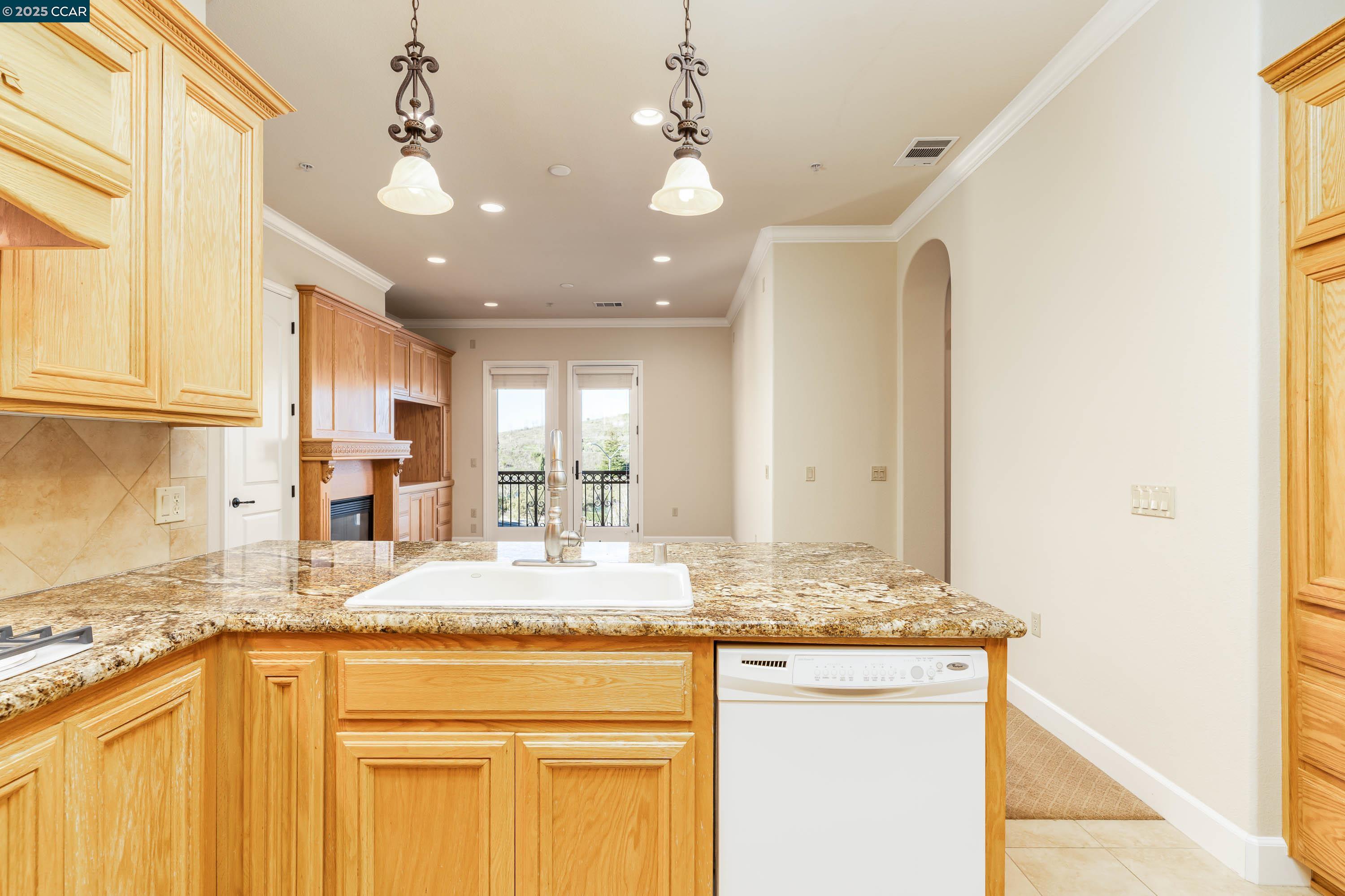 Detail Gallery Image 22 of 59 For 1146 Waltz Ct, Vallejo,  CA 94591 - 2 Beds | 2 Baths