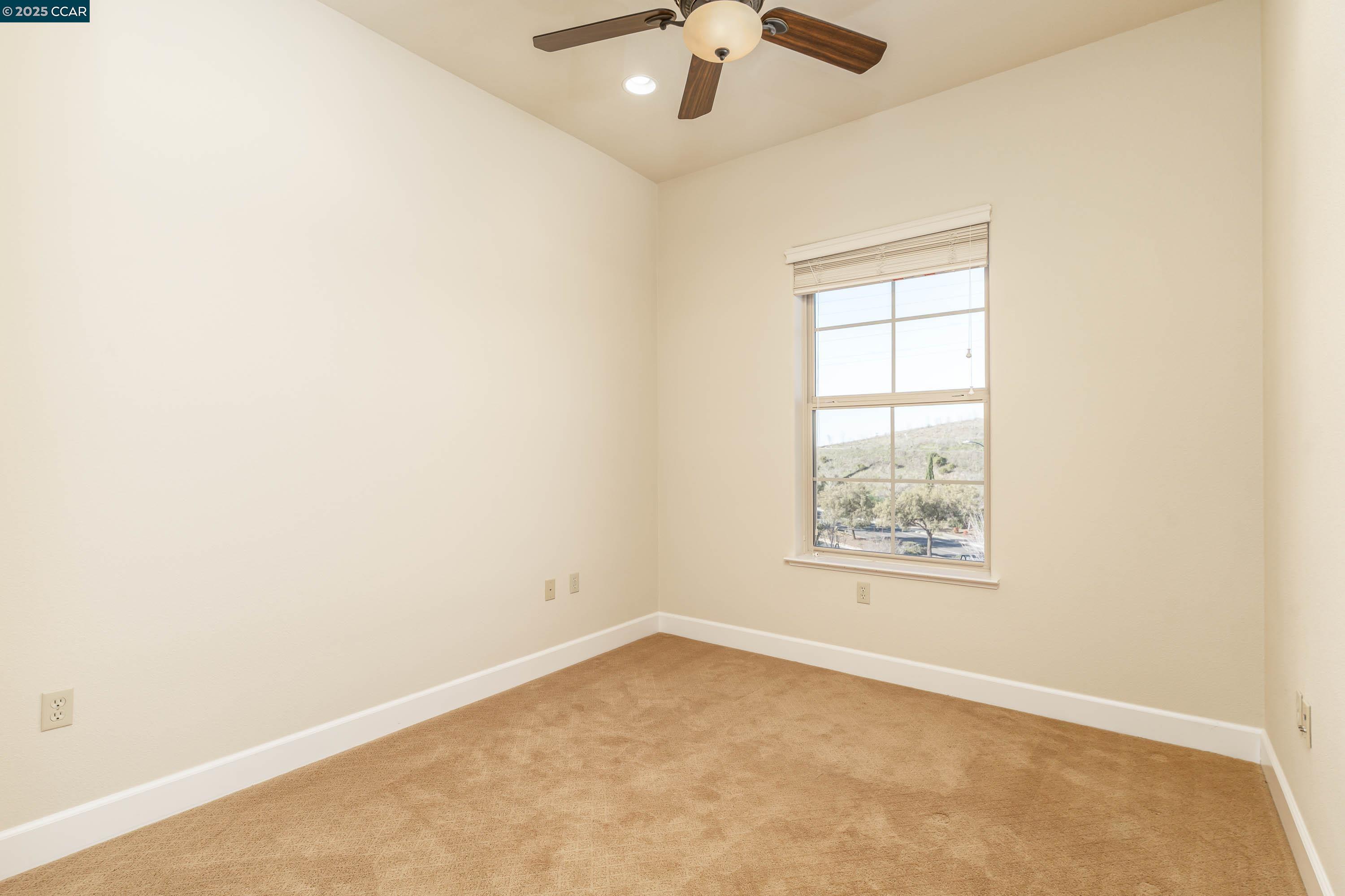 Detail Gallery Image 36 of 59 For 1146 Waltz Ct, Vallejo,  CA 94591 - 2 Beds | 2 Baths