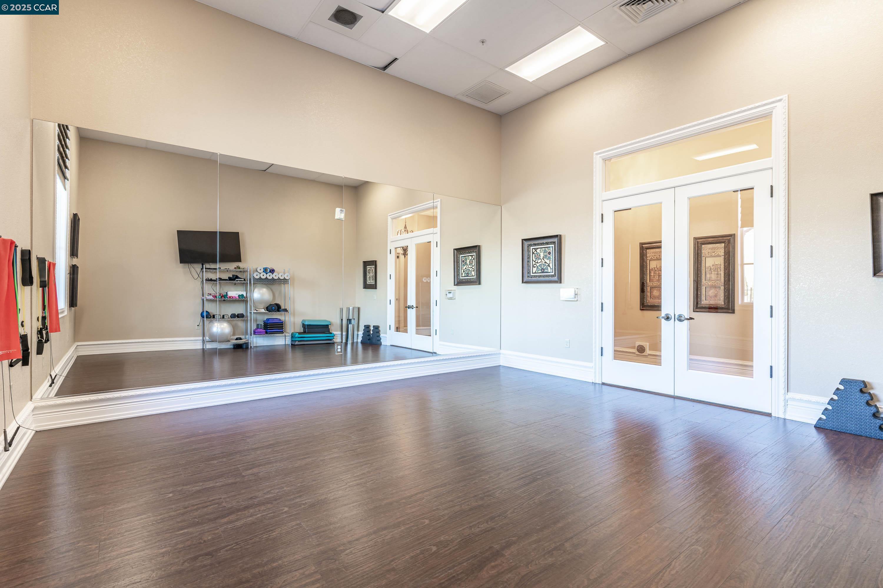 Detail Gallery Image 52 of 59 For 1146 Waltz Ct, Vallejo,  CA 94591 - 2 Beds | 2 Baths