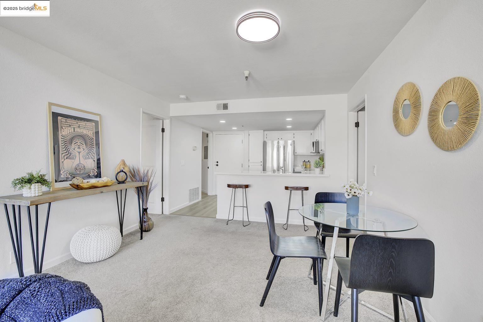 545 Pierce St # 2410, Albany, California 94706, 2 Bedrooms Bedrooms, 5 Rooms Rooms,2 BathroomsBathrooms,Residential,For Sale,545 Pierce St # 2410,41084172