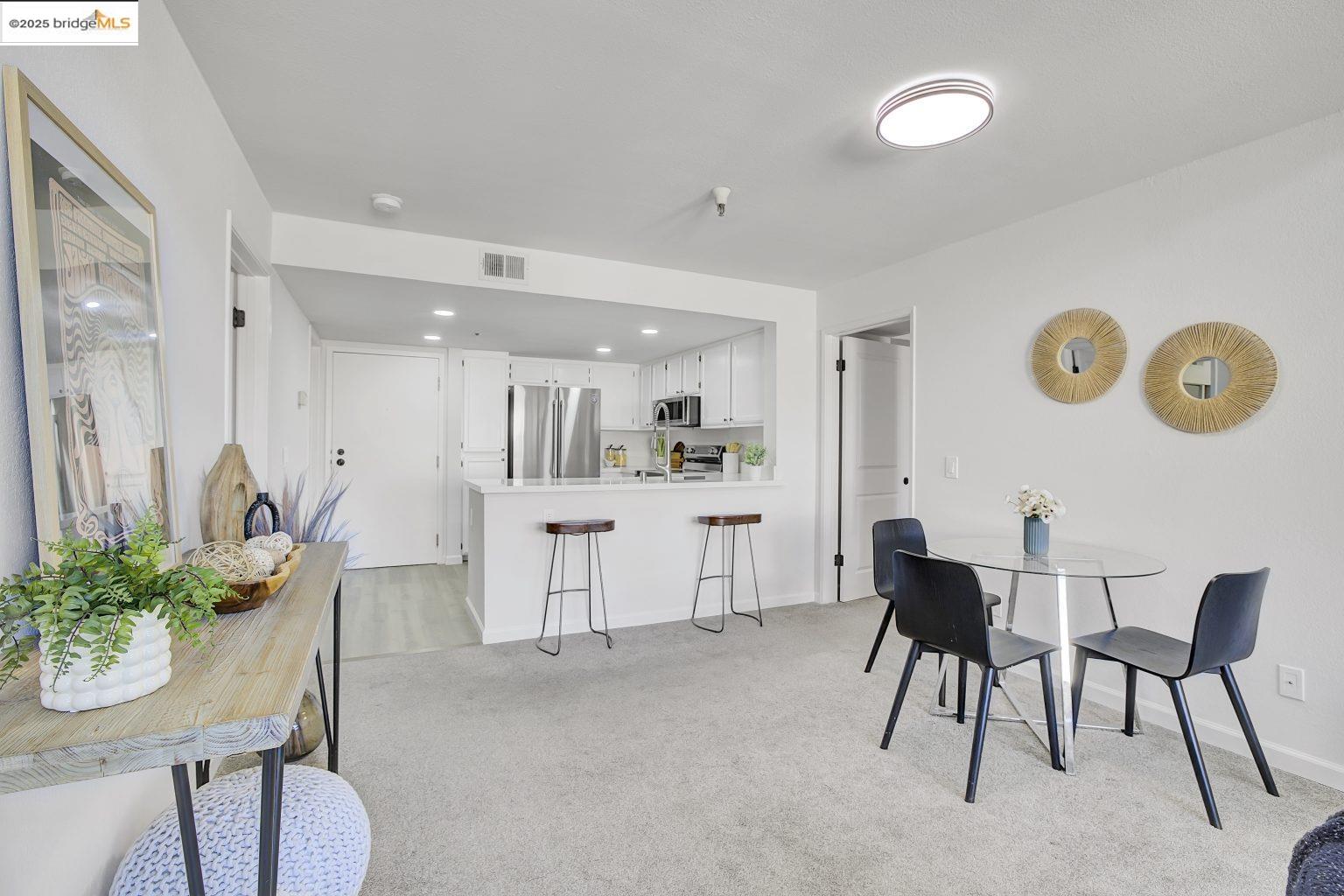 545 Pierce St # 2410, Albany, California 94706, 2 Bedrooms Bedrooms, 5 Rooms Rooms,2 BathroomsBathrooms,Residential,For Sale,545 Pierce St # 2410,41084172