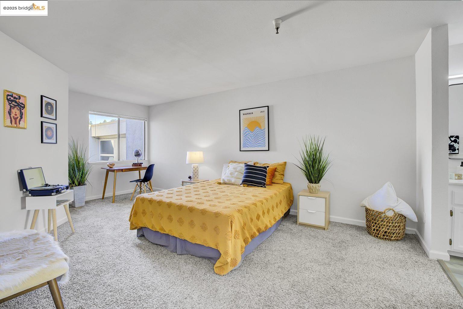 545 Pierce St # 2410, Albany, California 94706, 2 Bedrooms Bedrooms, 5 Rooms Rooms,2 BathroomsBathrooms,Residential,For Sale,545 Pierce St # 2410,41084172