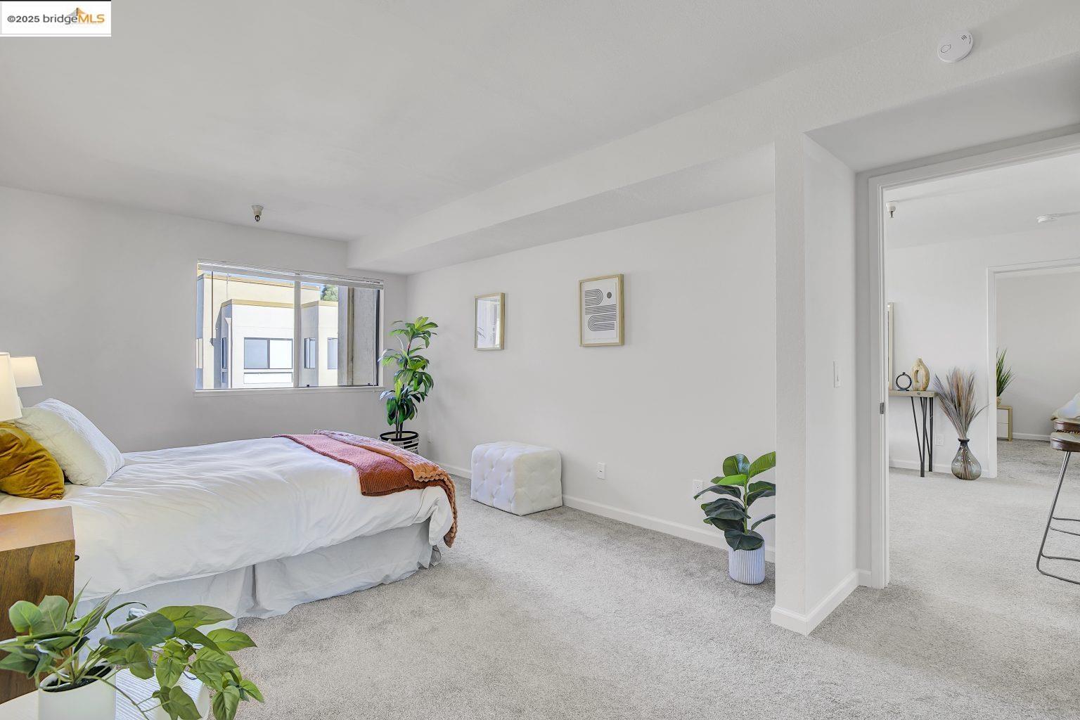 545 Pierce St # 2410, Albany, California 94706, 2 Bedrooms Bedrooms, 5 Rooms Rooms,2 BathroomsBathrooms,Residential,For Sale,545 Pierce St # 2410,41084172