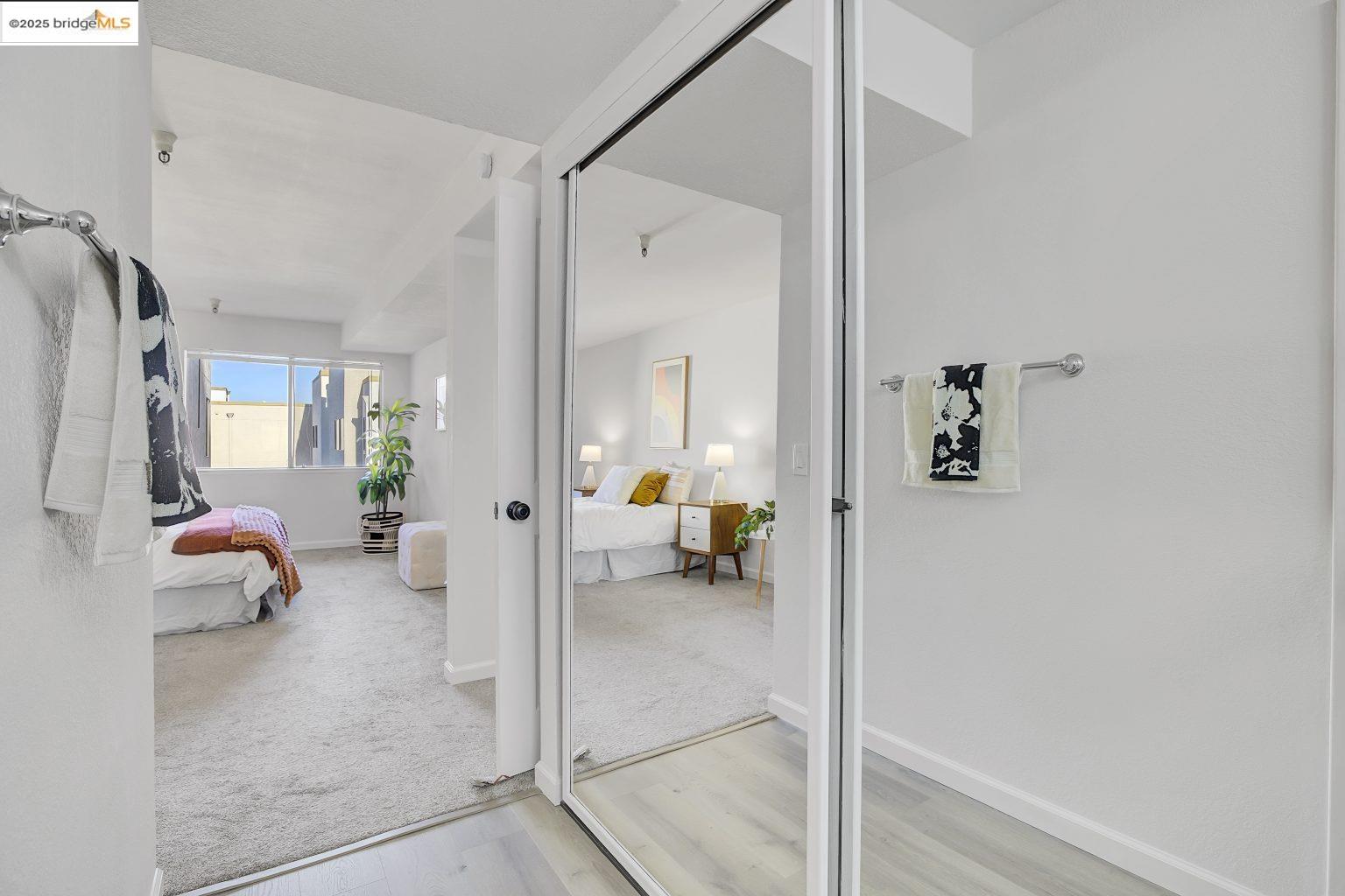 545 Pierce St # 2410, Albany, California 94706, 2 Bedrooms Bedrooms, 5 Rooms Rooms,2 BathroomsBathrooms,Residential,For Sale,545 Pierce St # 2410,41084172