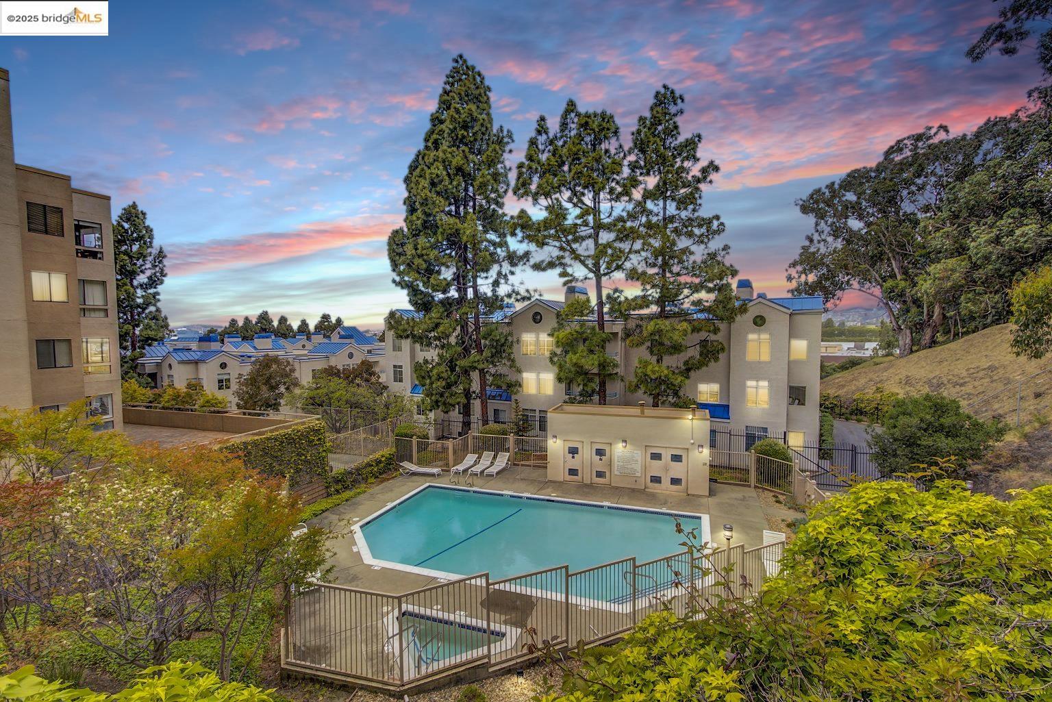 545 Pierce St # 2410, Albany, California 94706, 2 Bedrooms Bedrooms, 5 Rooms Rooms,2 BathroomsBathrooms,Residential,For Sale,545 Pierce St # 2410,41084172