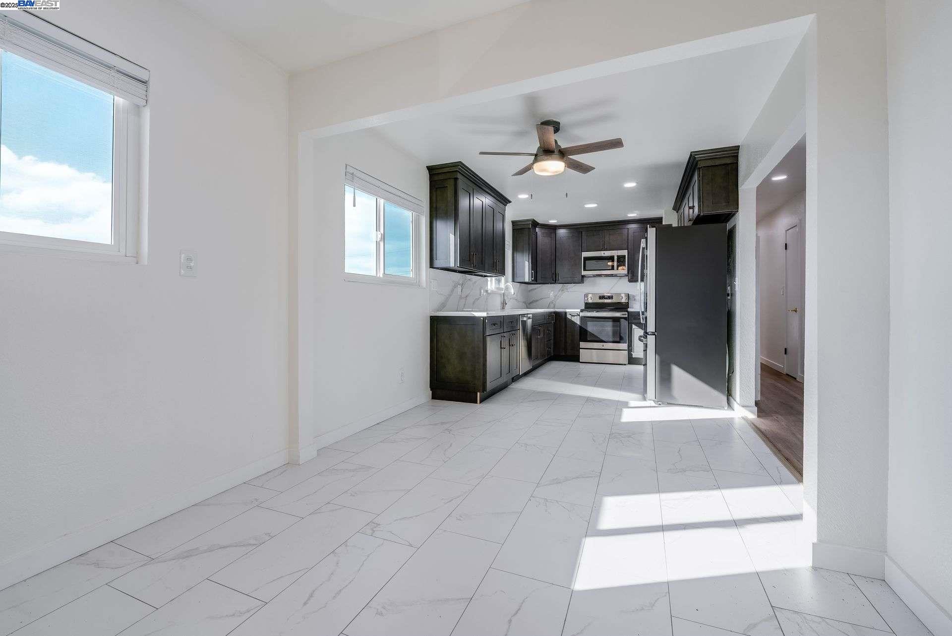 property-img
