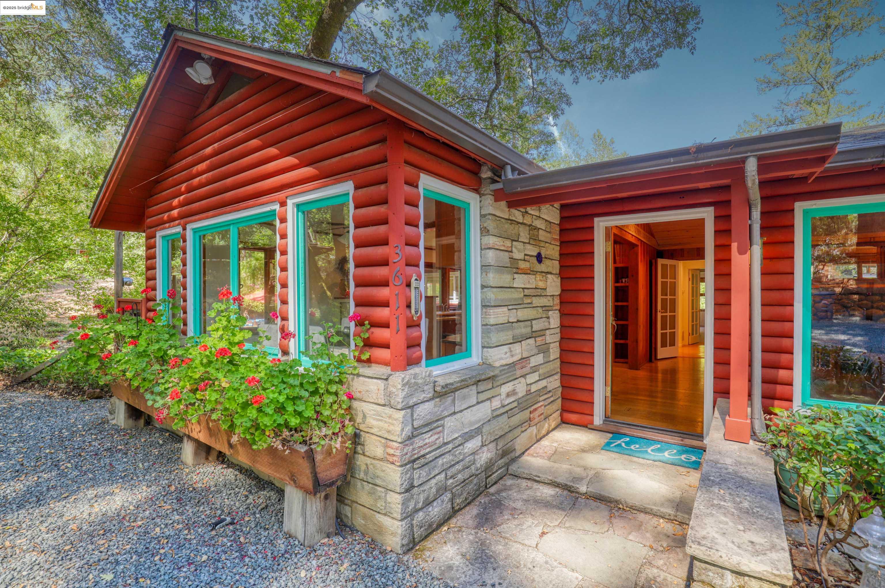 Detail Gallery Image 1 of 38 For 3611 Calistoga Rd, Santa Rosa,  CA 95404 - 3 Beds | 2 Baths