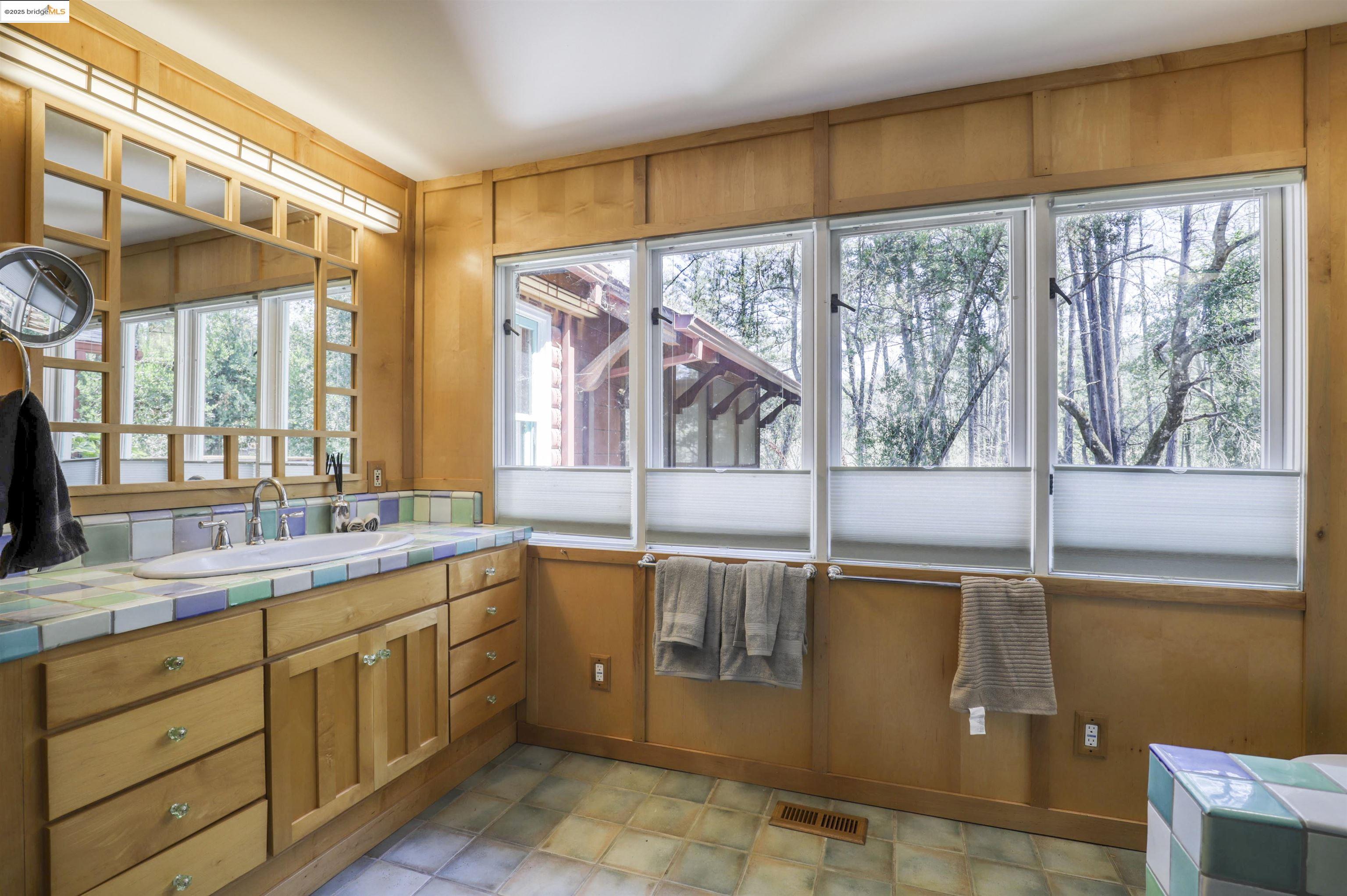 Detail Gallery Image 19 of 38 For 3611 Calistoga Rd, Santa Rosa,  CA 95404 - 3 Beds | 2 Baths
