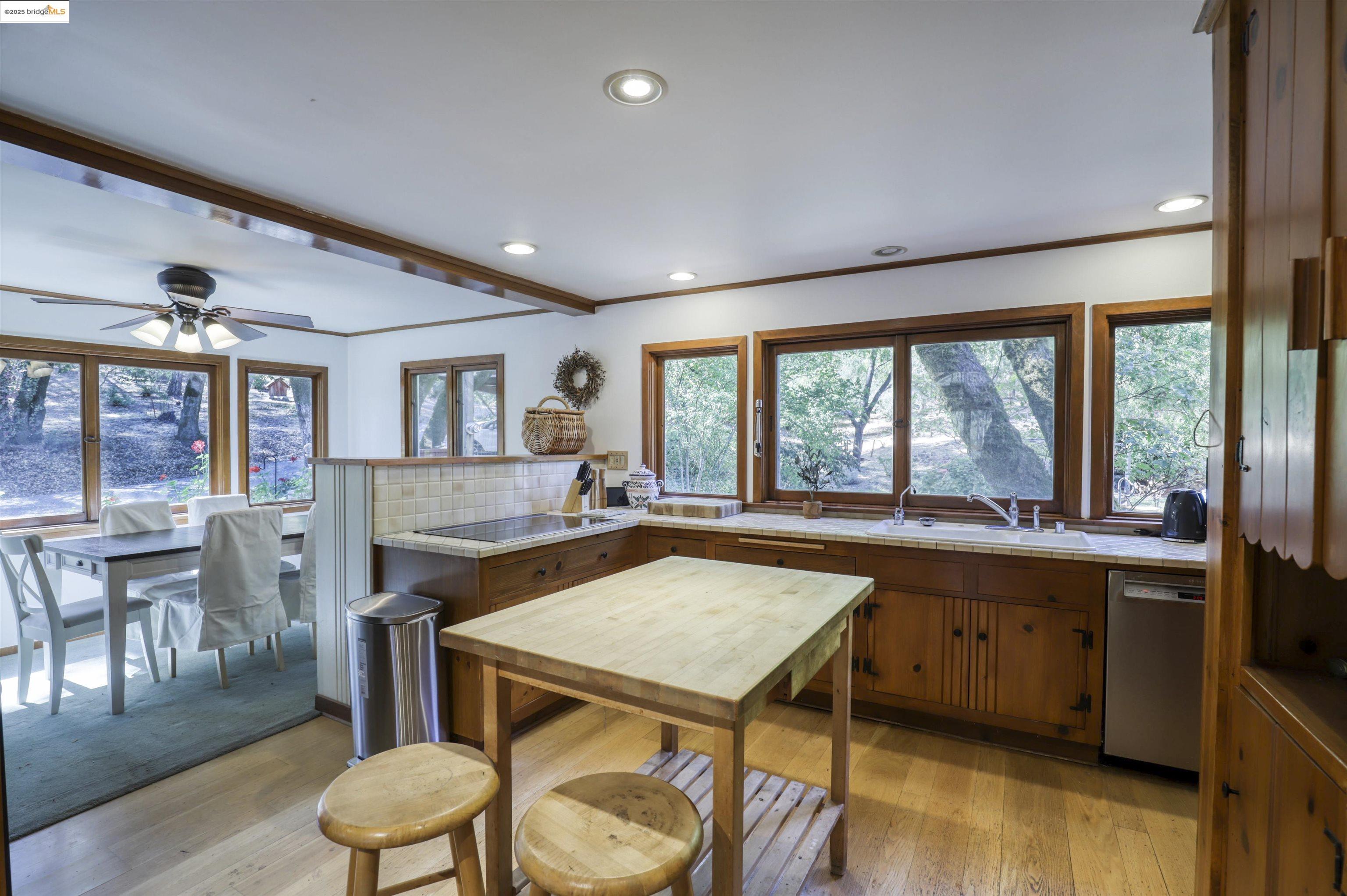 Detail Gallery Image 24 of 38 For 3611 Calistoga Rd, Santa Rosa,  CA 95404 - 3 Beds | 2 Baths