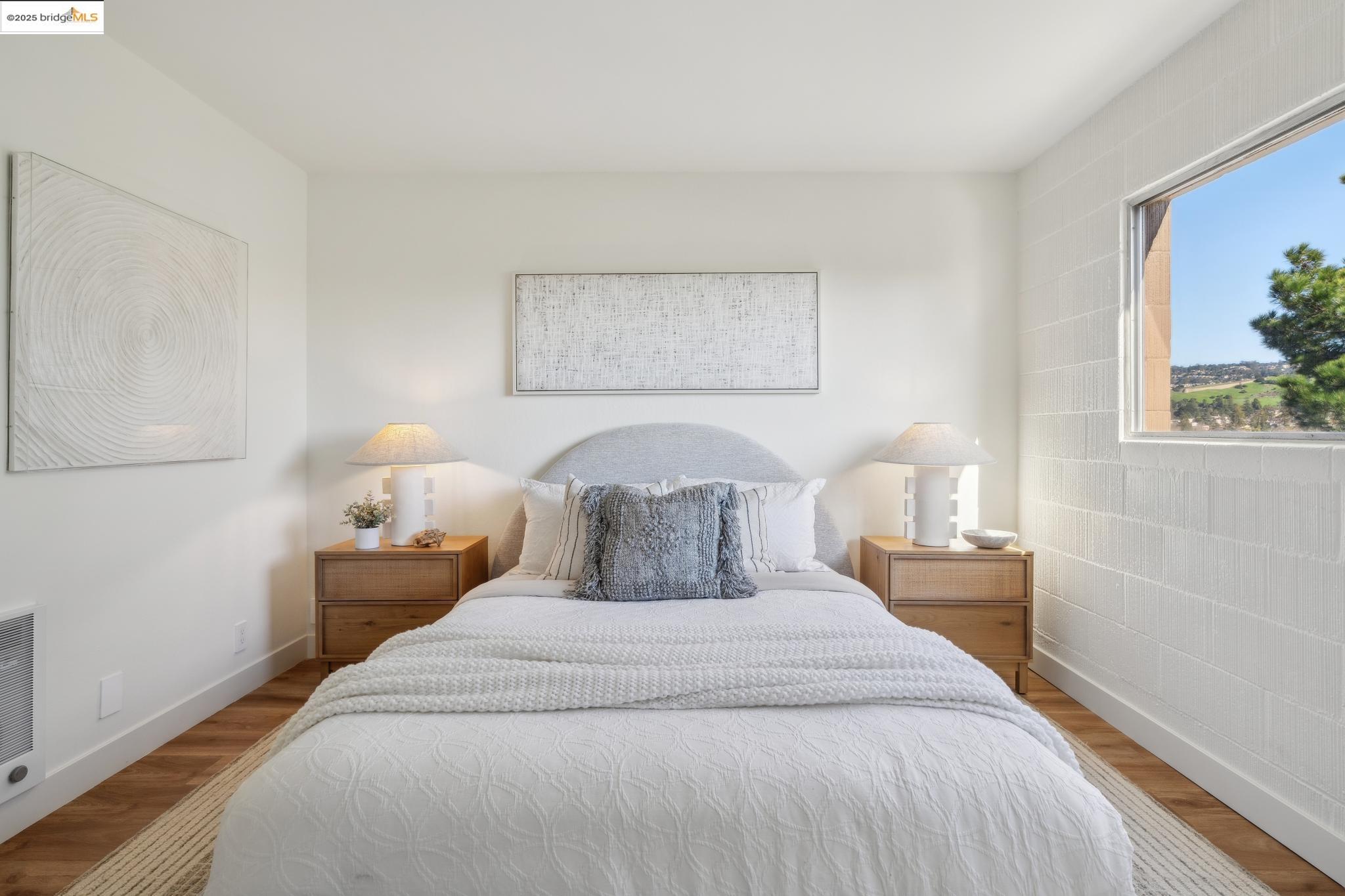 1 Kelton Ct # 7G, Oakland, California 94611, 1 Bedroom Bedrooms, 3 Rooms Rooms,1 BathroomBathrooms,Residential,For Sale,1 Kelton Ct # 7G,41084182