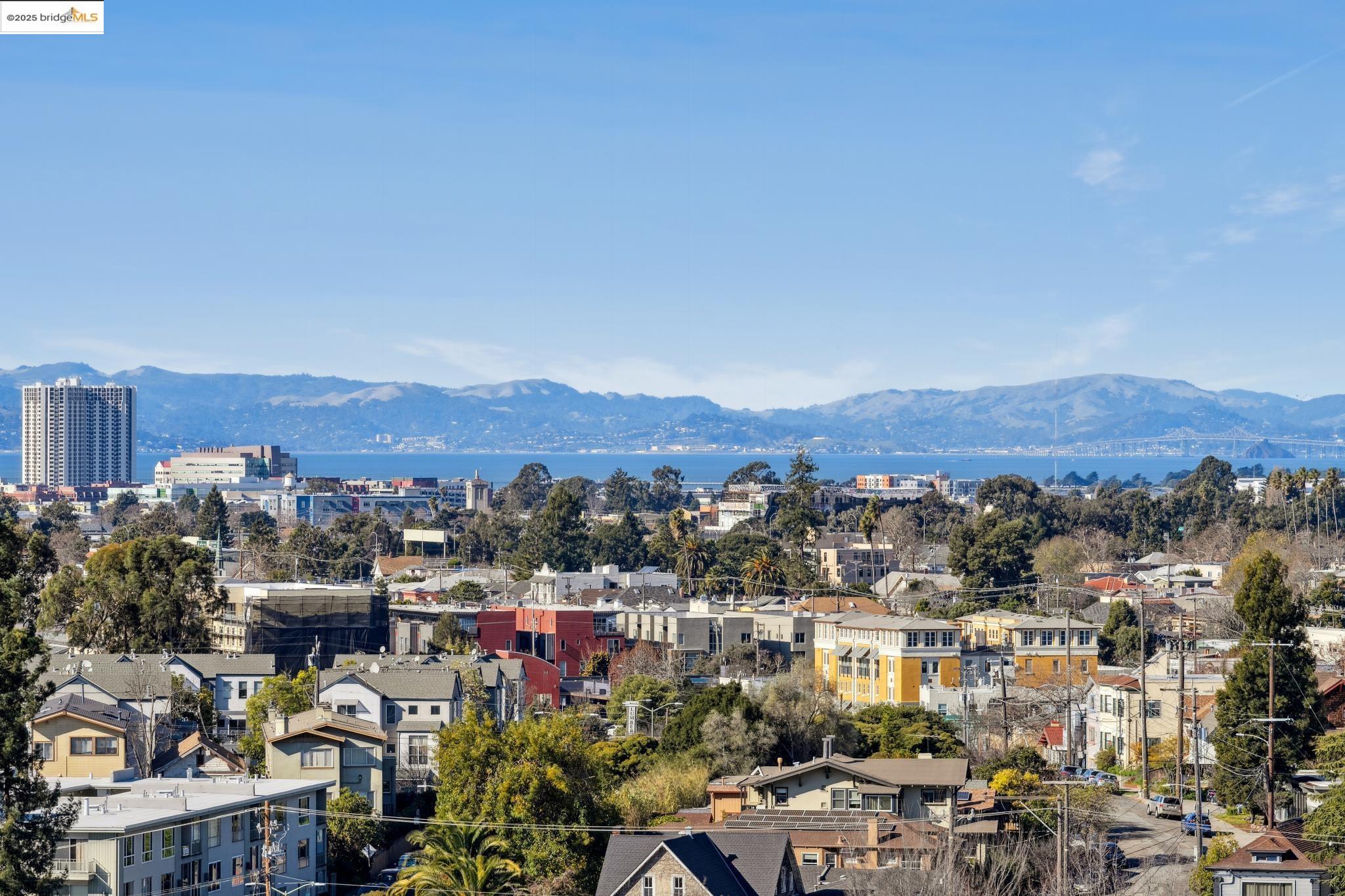 1 Kelton Ct # 7G, Oakland, California 94611, 1 Bedroom Bedrooms, 3 Rooms Rooms,1 BathroomBathrooms,Residential,For Sale,1 Kelton Ct # 7G,41084182