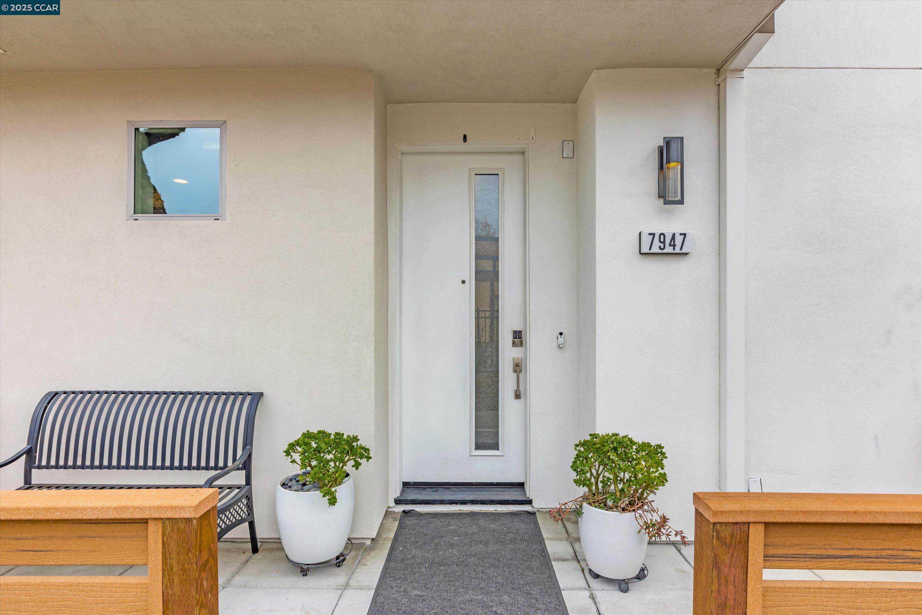 Photo #2: 41084194 Listing 