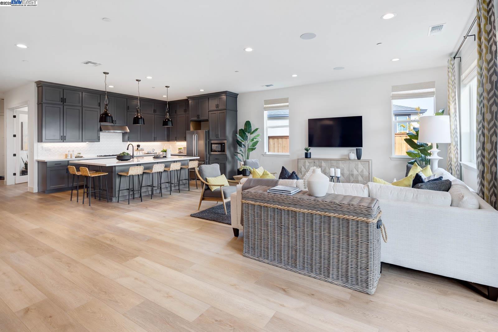 Detail Gallery Image 25 of 54 For 1081 Finley Drive, Manteca,  CA 95336 - 2 Beds | 2/1 Baths