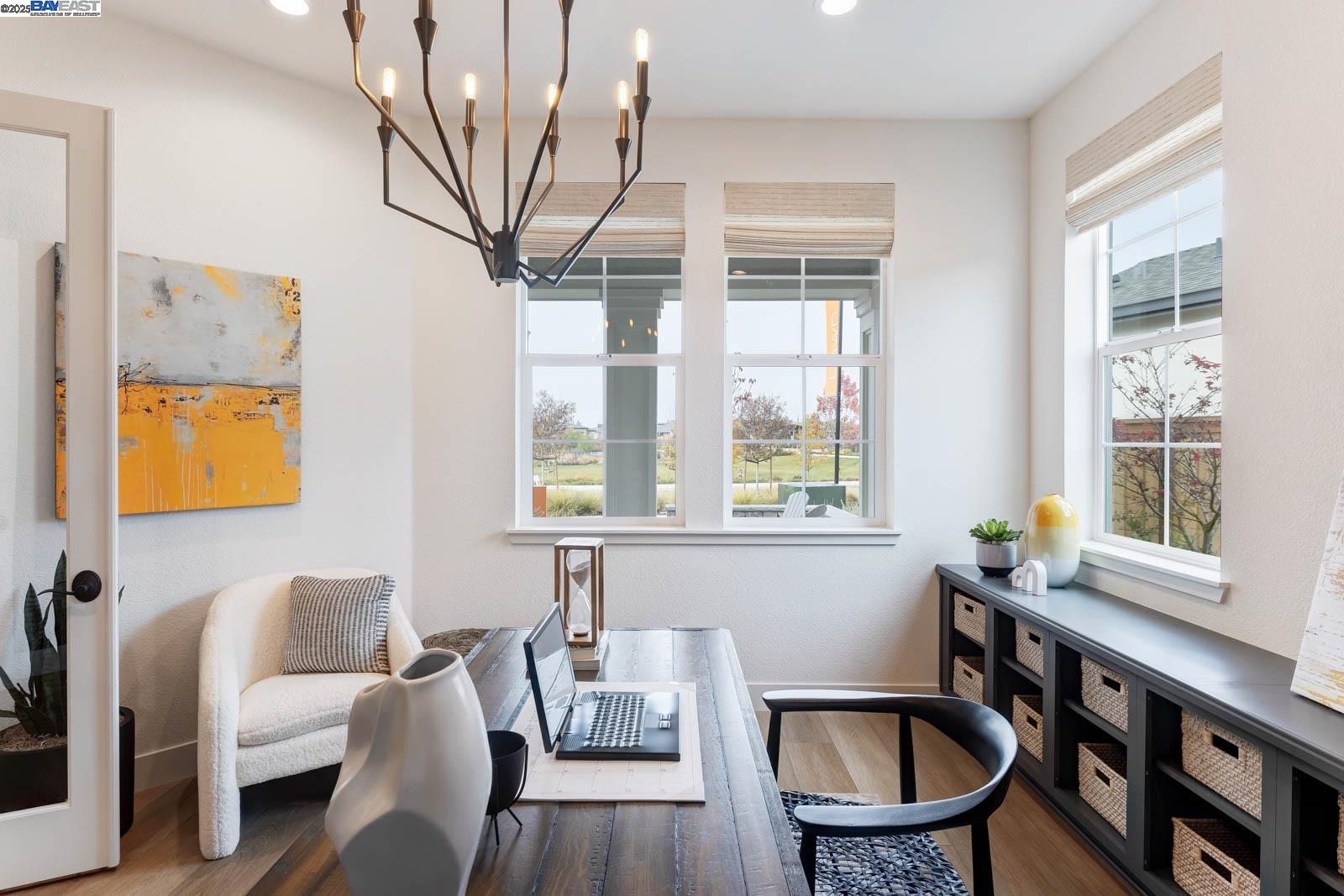 Detail Gallery Image 8 of 54 For 1081 Finley Drive, Manteca,  CA 95336 - 2 Beds | 2/1 Baths