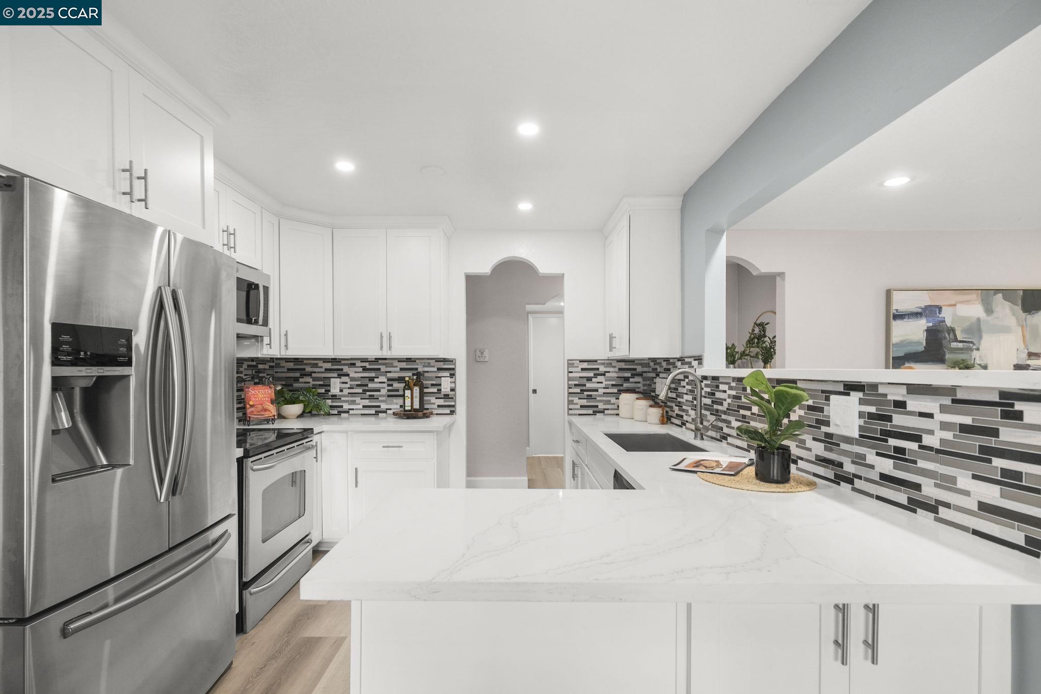 Photo #3: 41084230 Listing 