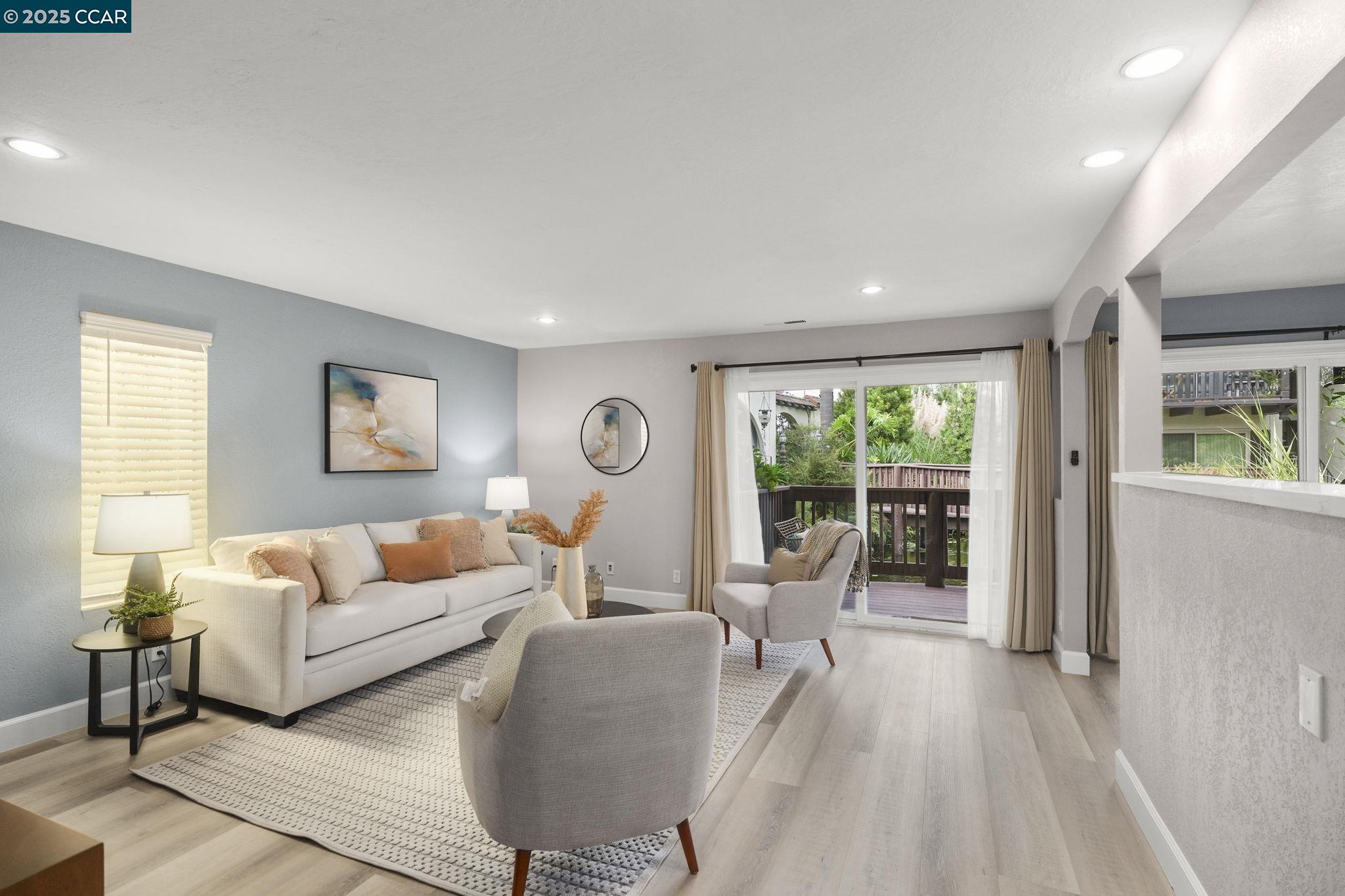 Photo #6: 41084230 Listing 