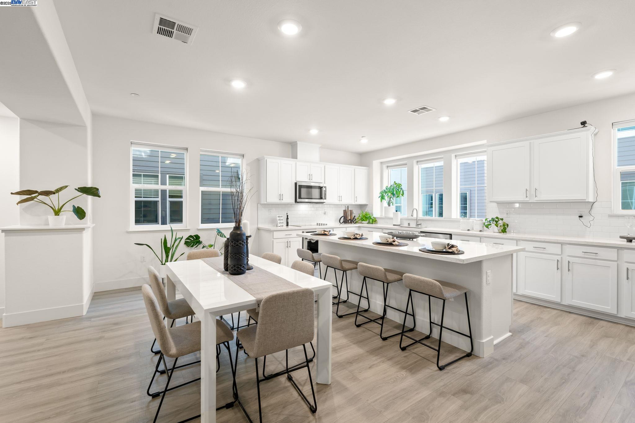 Photo #5: 41084248 Listing 