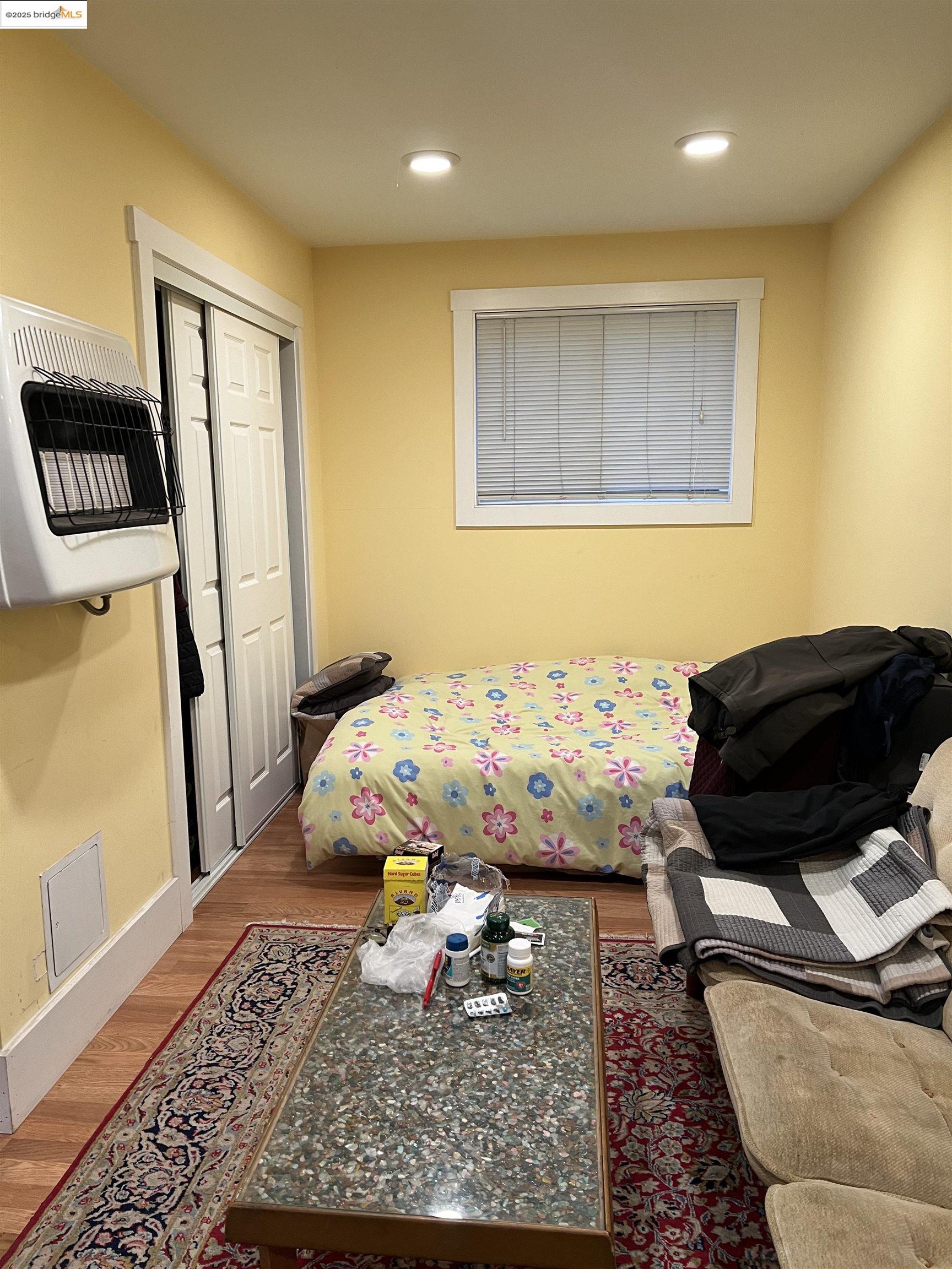 Detail Gallery Image 4 of 6 For 1423 Oxford St #1/2 a,  Berkeley,  CA 94709 - 0 Beds | 1 Baths