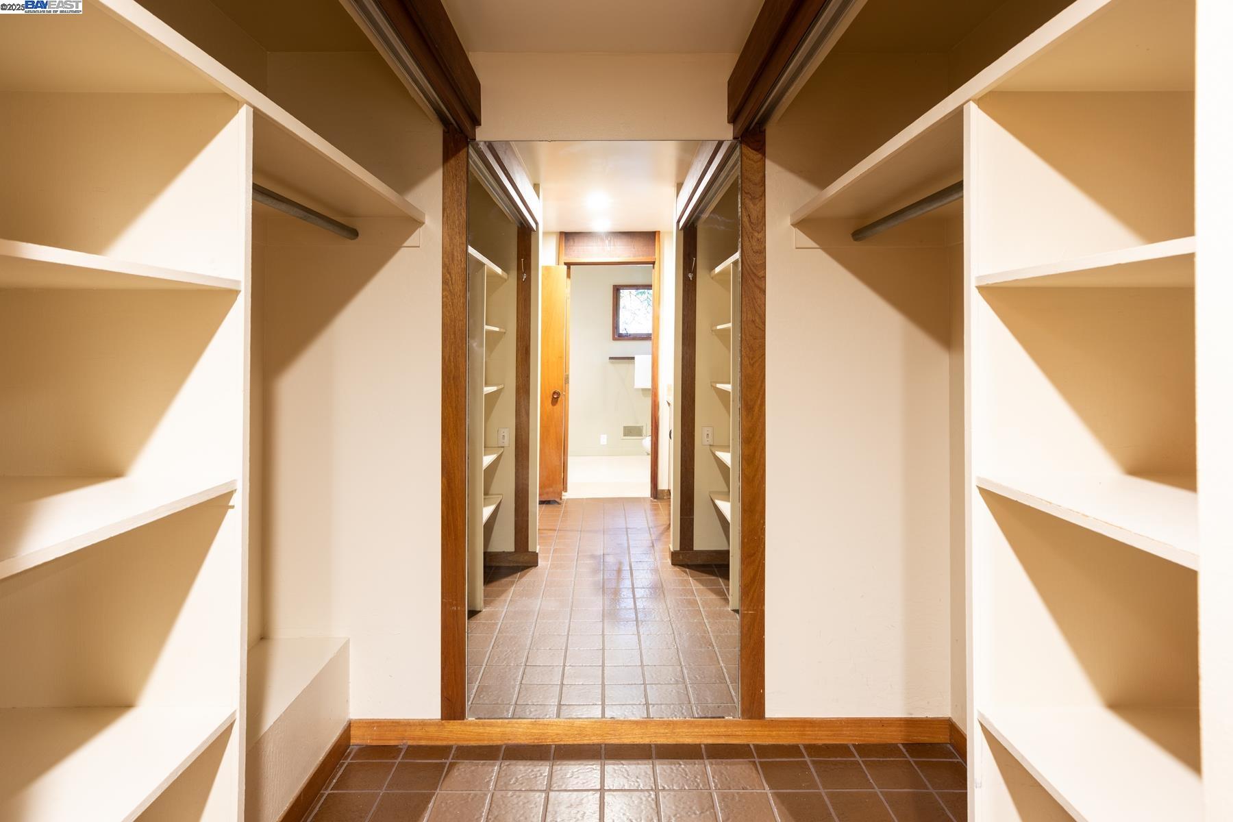 Detail Gallery Image 24 of 42 For 866 Tolman Dr, Stanford,  CA 94305 - 5 Beds | 3 Baths