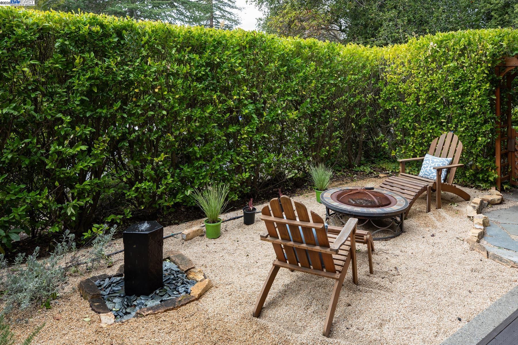 Detail Gallery Image 32 of 42 For 866 Tolman Dr, Stanford,  CA 94305 - 5 Beds | 3 Baths