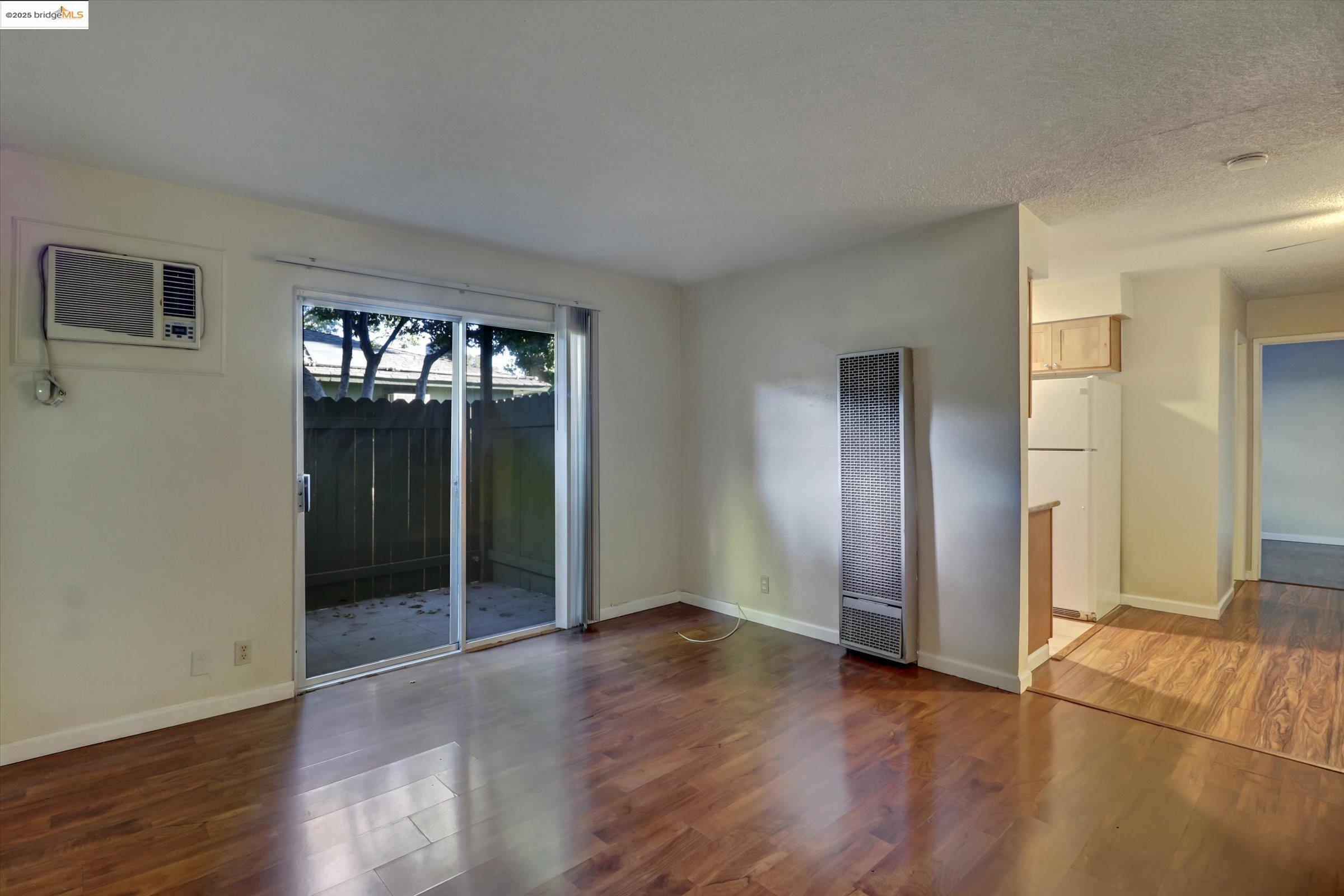 Photo #4: 41084320 Listing 
