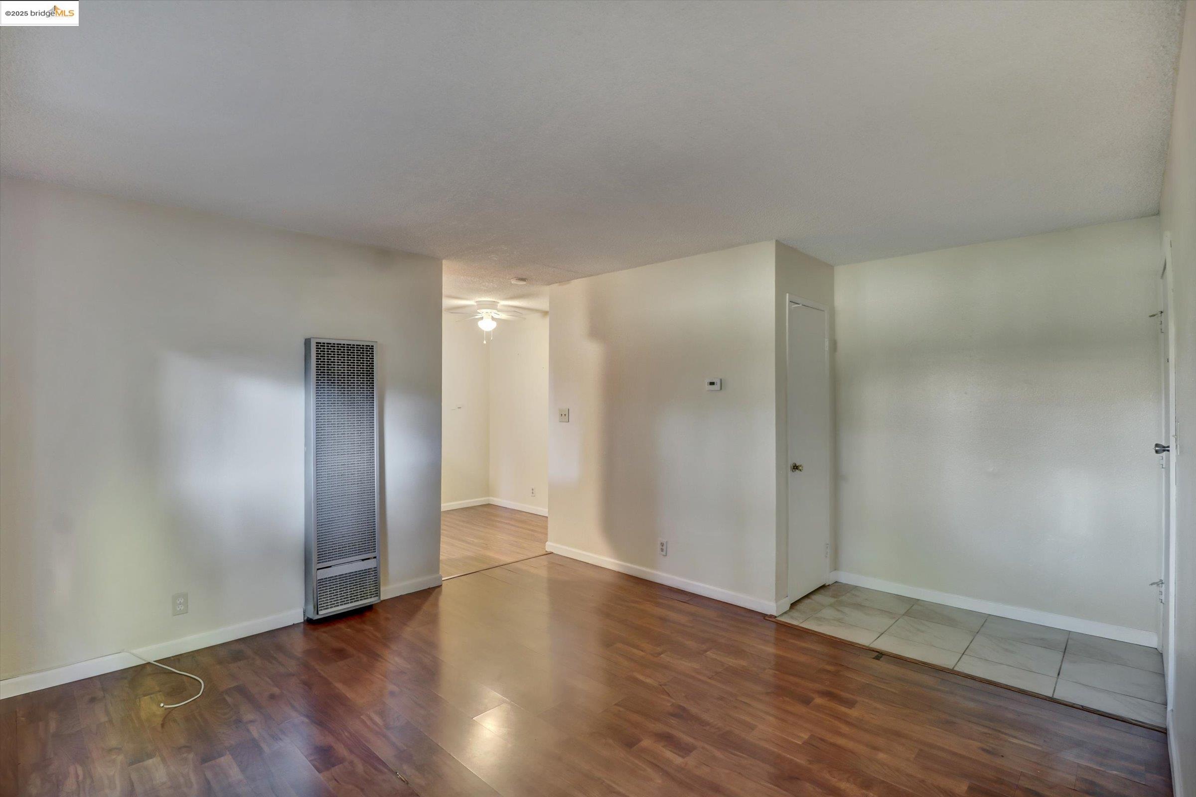 Photo #5: 41084320 Listing 