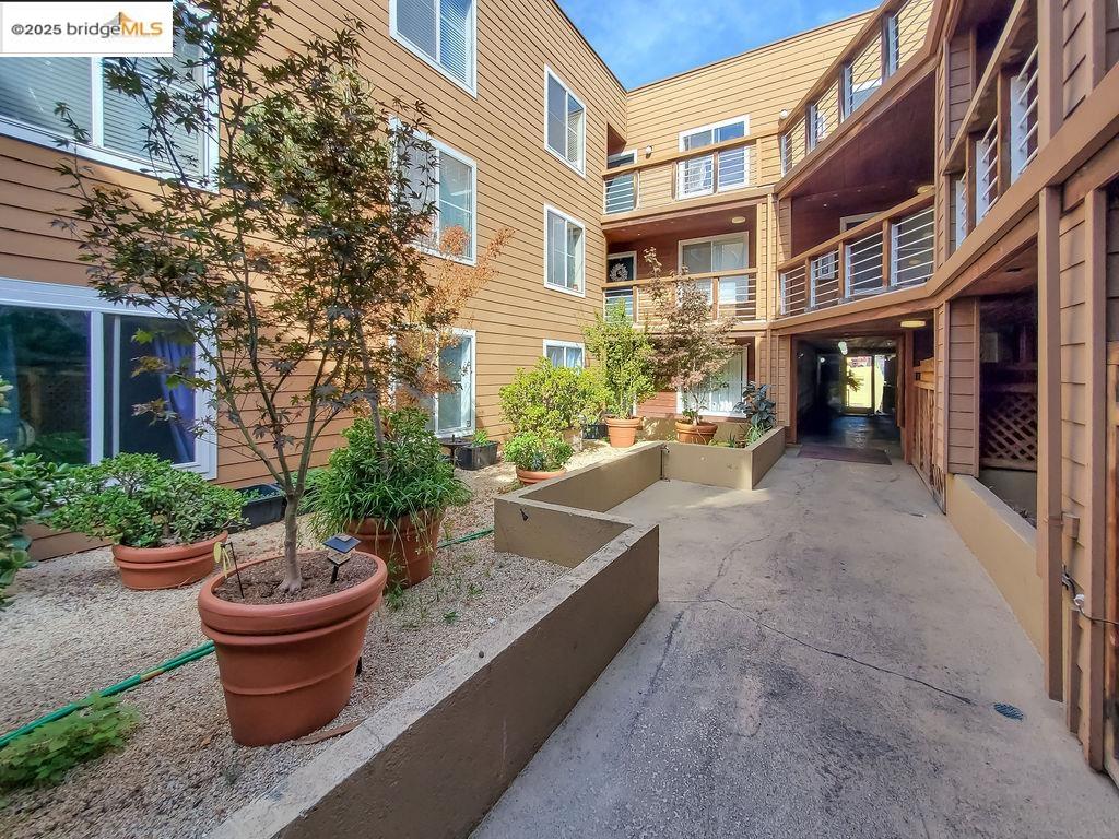 Photo #6: 41084340 Listing 