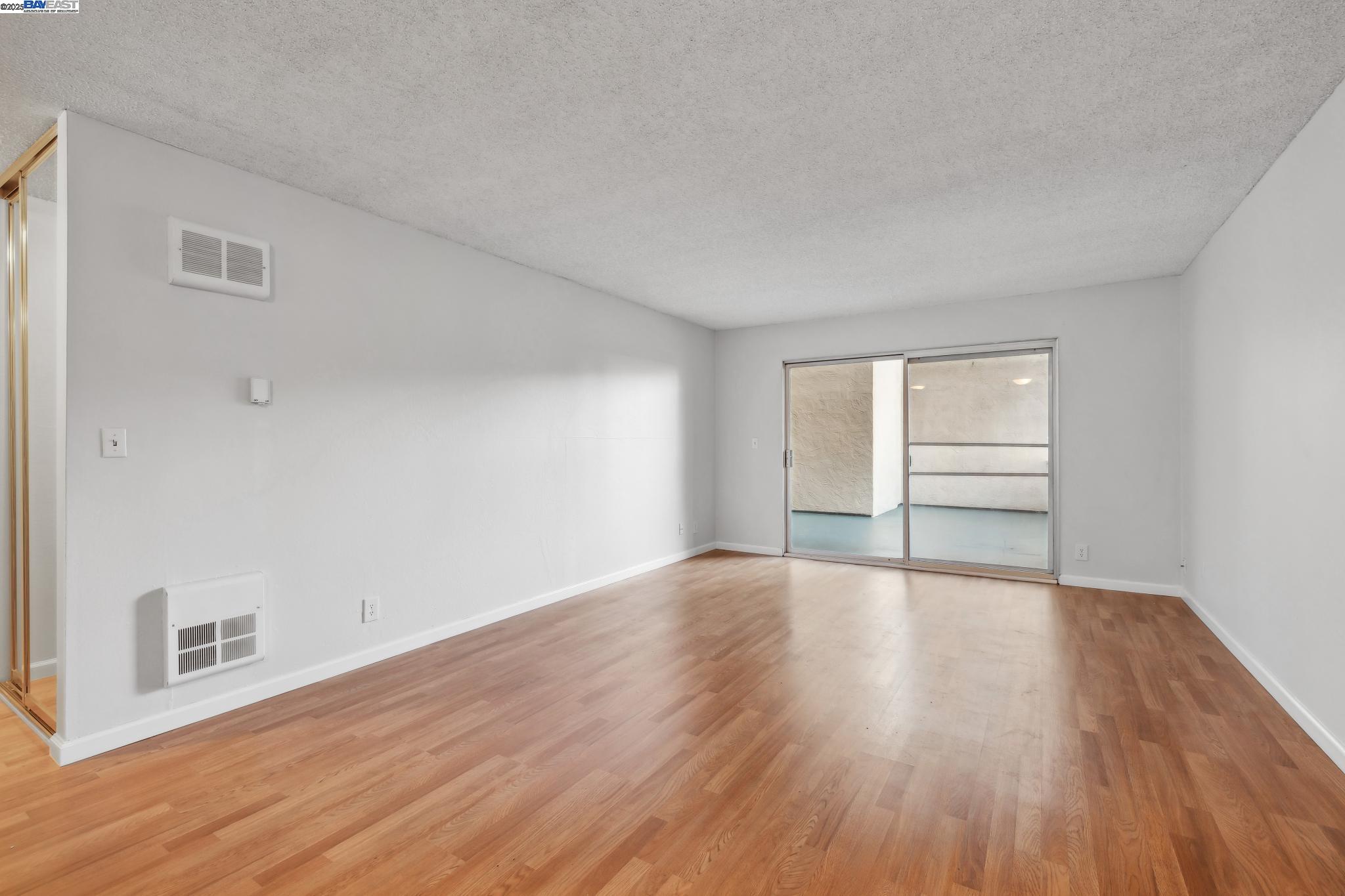 Photo #5: 41084350 Listing 