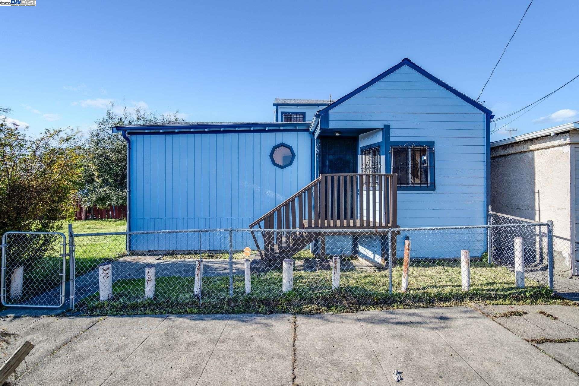 1605 57th Avenue, Oakland, California 94621, 2 Bedrooms Bedrooms, 5 Rooms Rooms,2 BathroomsBathrooms,Residential,For Sale,1605 57th Avenue,41084357