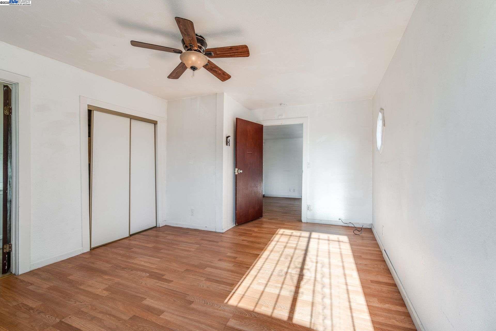 1605 57th Avenue, Oakland, California 94621, 2 Bedrooms Bedrooms, 5 Rooms Rooms,2 BathroomsBathrooms,Residential,For Sale,1605 57th Avenue,41084357