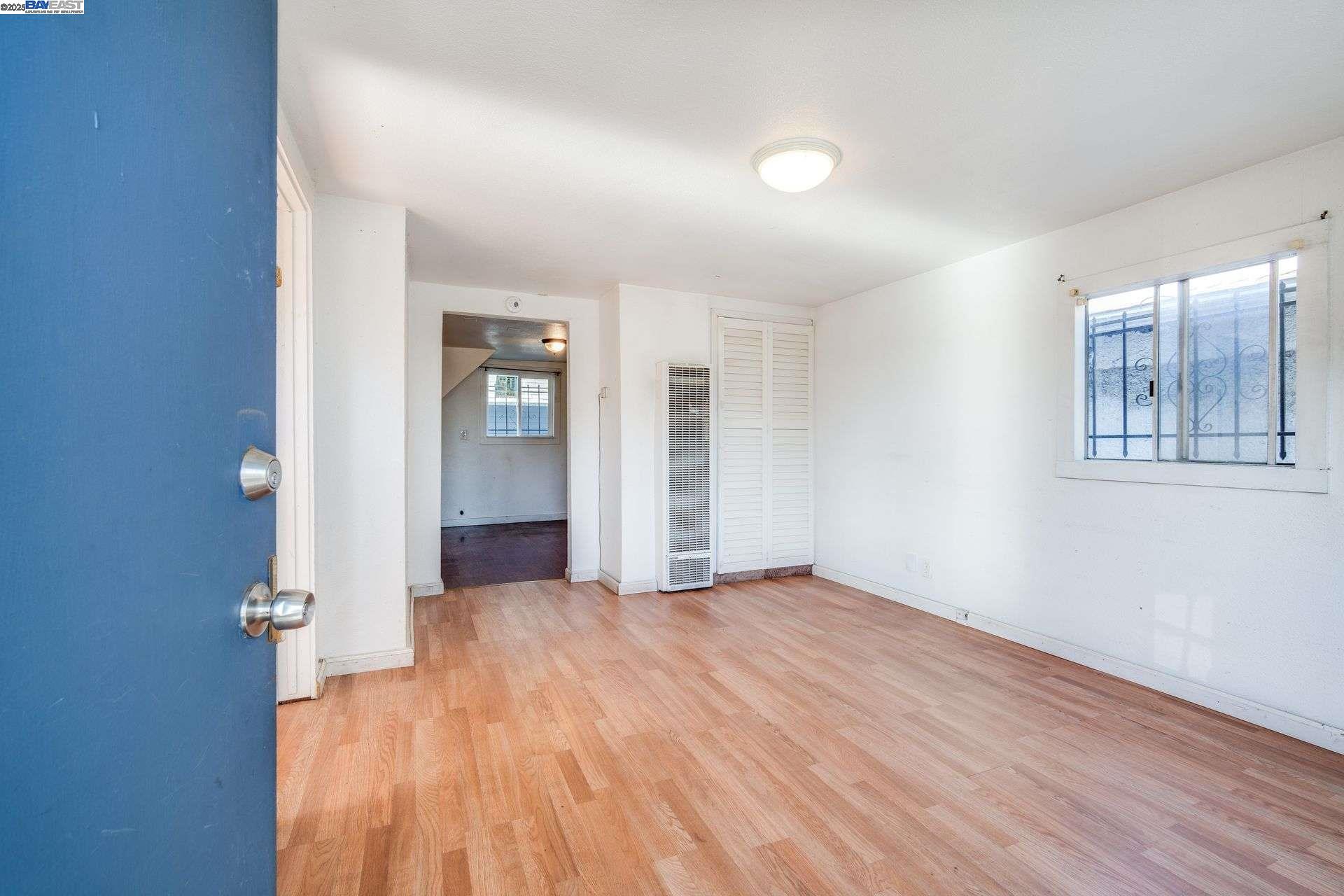 1605 57th Avenue, Oakland, California 94621, 2 Bedrooms Bedrooms, 5 Rooms Rooms,2 BathroomsBathrooms,Residential,For Sale,1605 57th Avenue,41084357