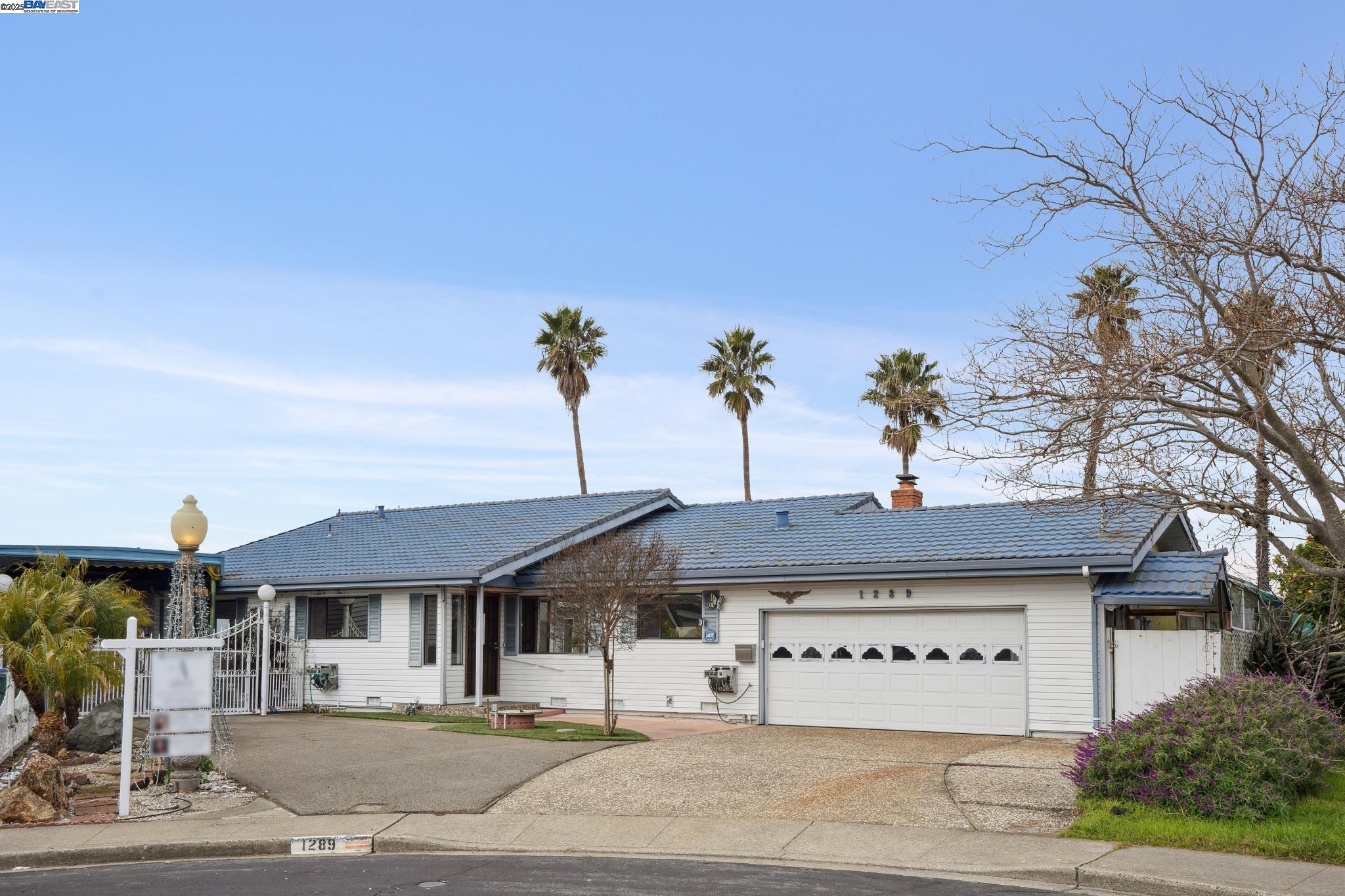 Detail Gallery Image 1 of 1 For 1289 Mcdonald Dr, Pinole,  CA 94564 - 3 Beds | 2 Baths