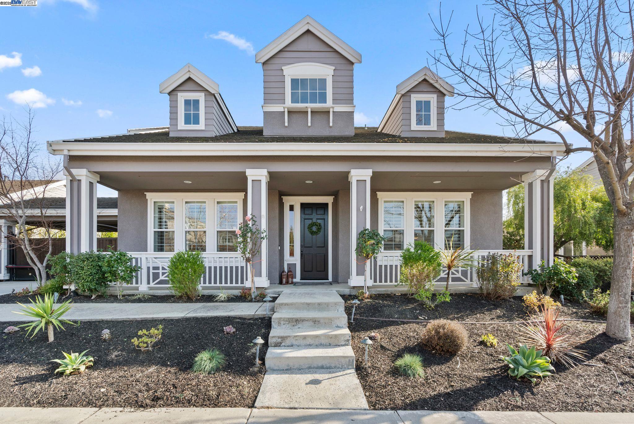 Detail Gallery Image 1 of 1 For 1071 Lexington Way, Livermore,  CA 94550 - 5 Beds | 3 Baths