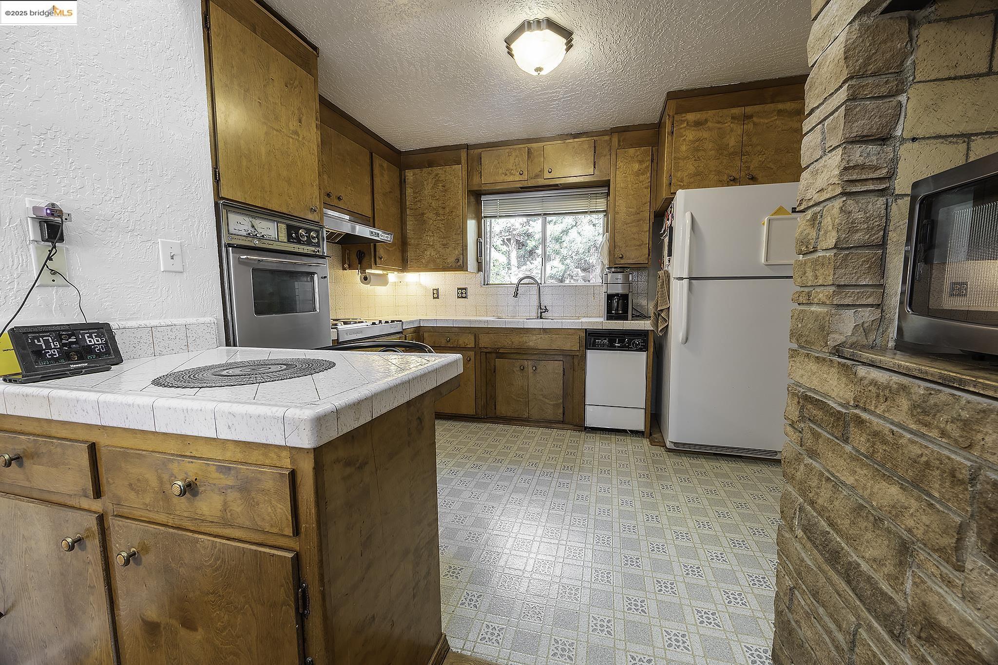 Detail Gallery Image 12 of 20 For 21024 Lama Teumete, Mi Wuk Village,  CA 95346-0481 - 2 Beds | 1/1 Baths