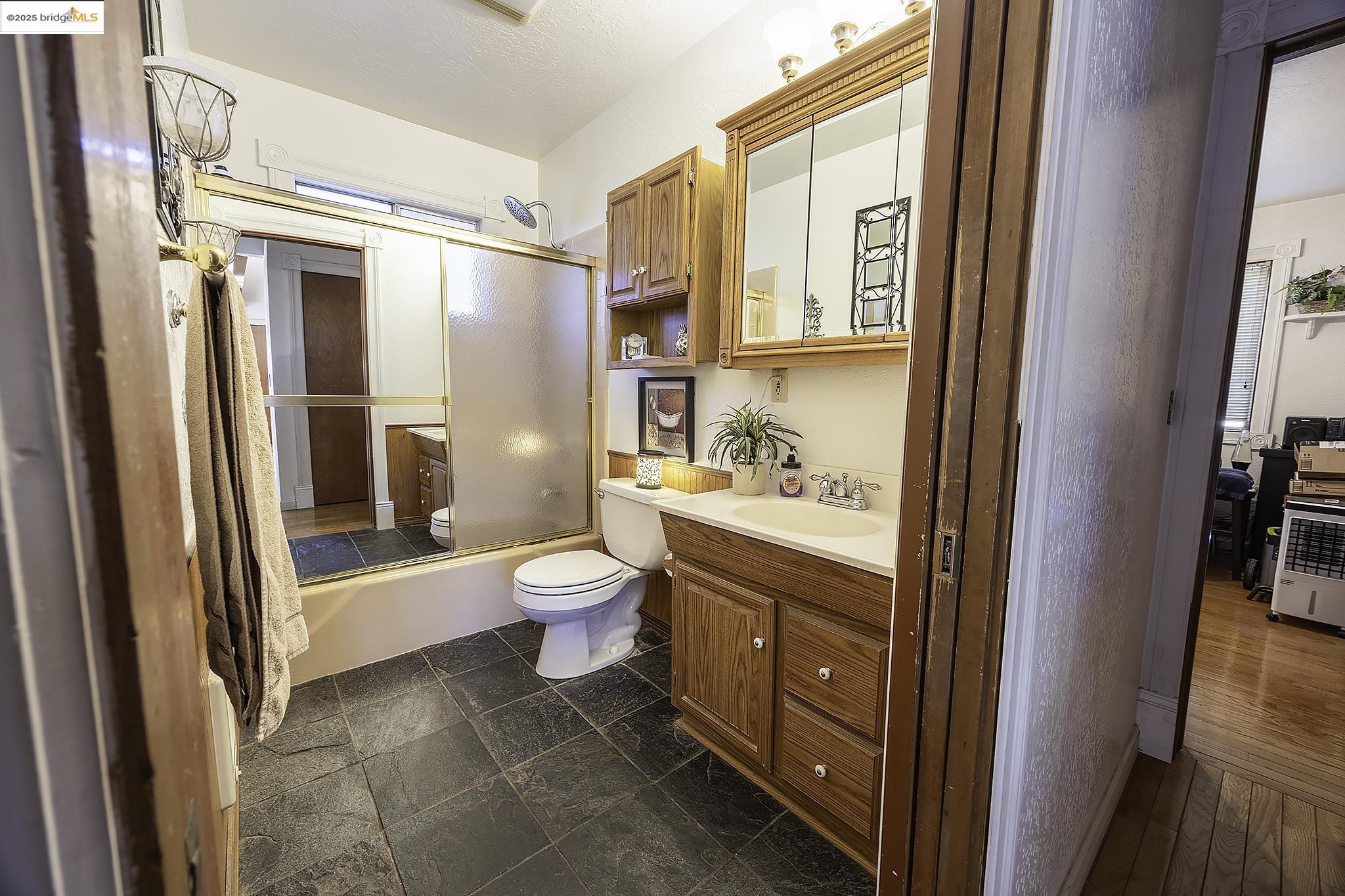 Detail Gallery Image 6 of 20 For 21024 Lama Teumete, Mi Wuk Village,  CA 95346-0481 - 2 Beds | 1/1 Baths