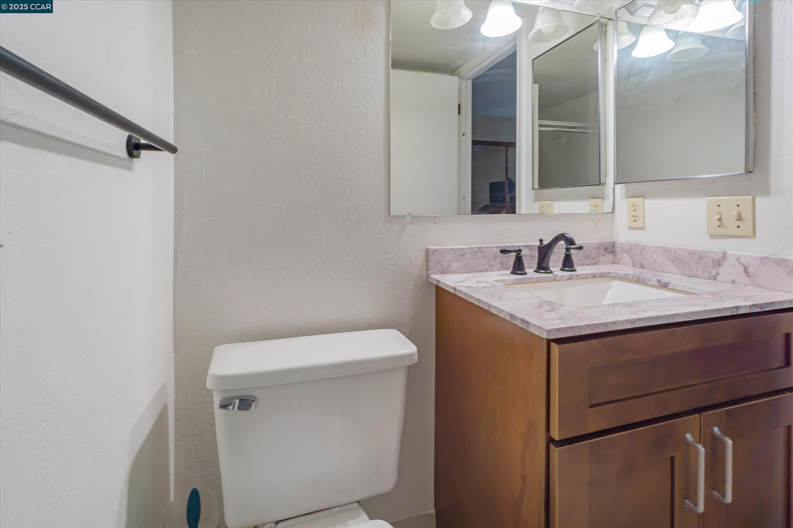 Photo #17: 41084380 Listing: Photo #17