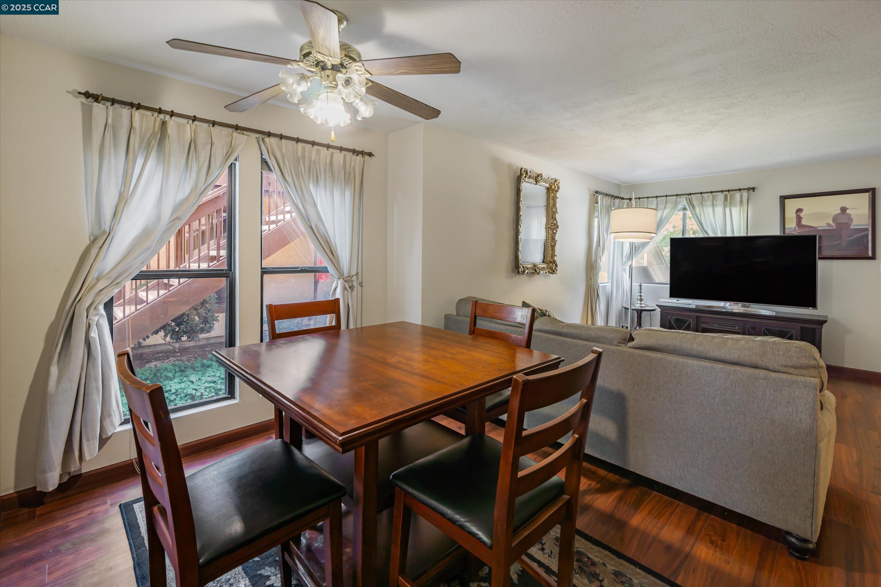 Photo #9: 41084380 Listing: Photo #9