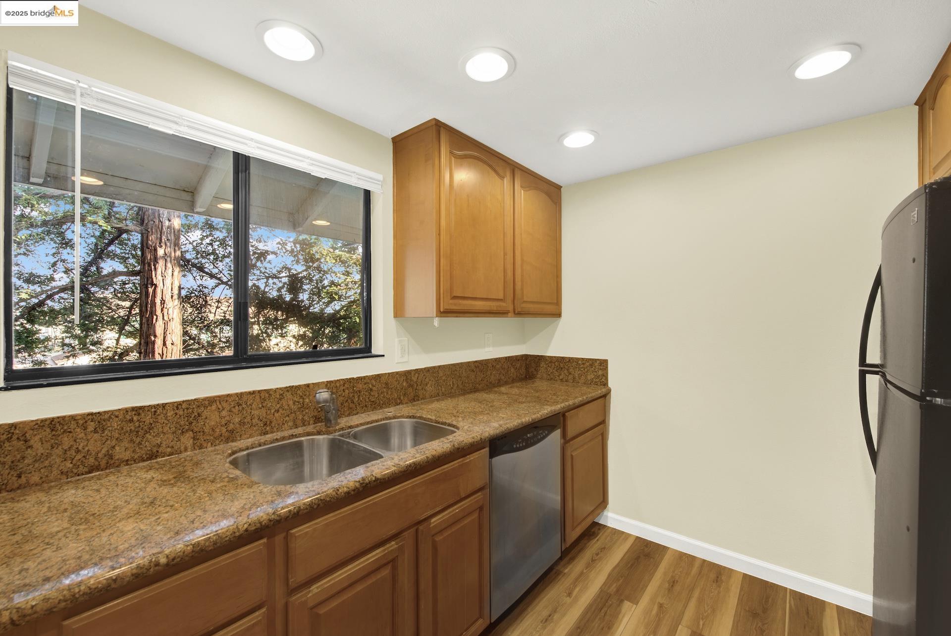 Photo #11: 41084442 Listing: Photo #11