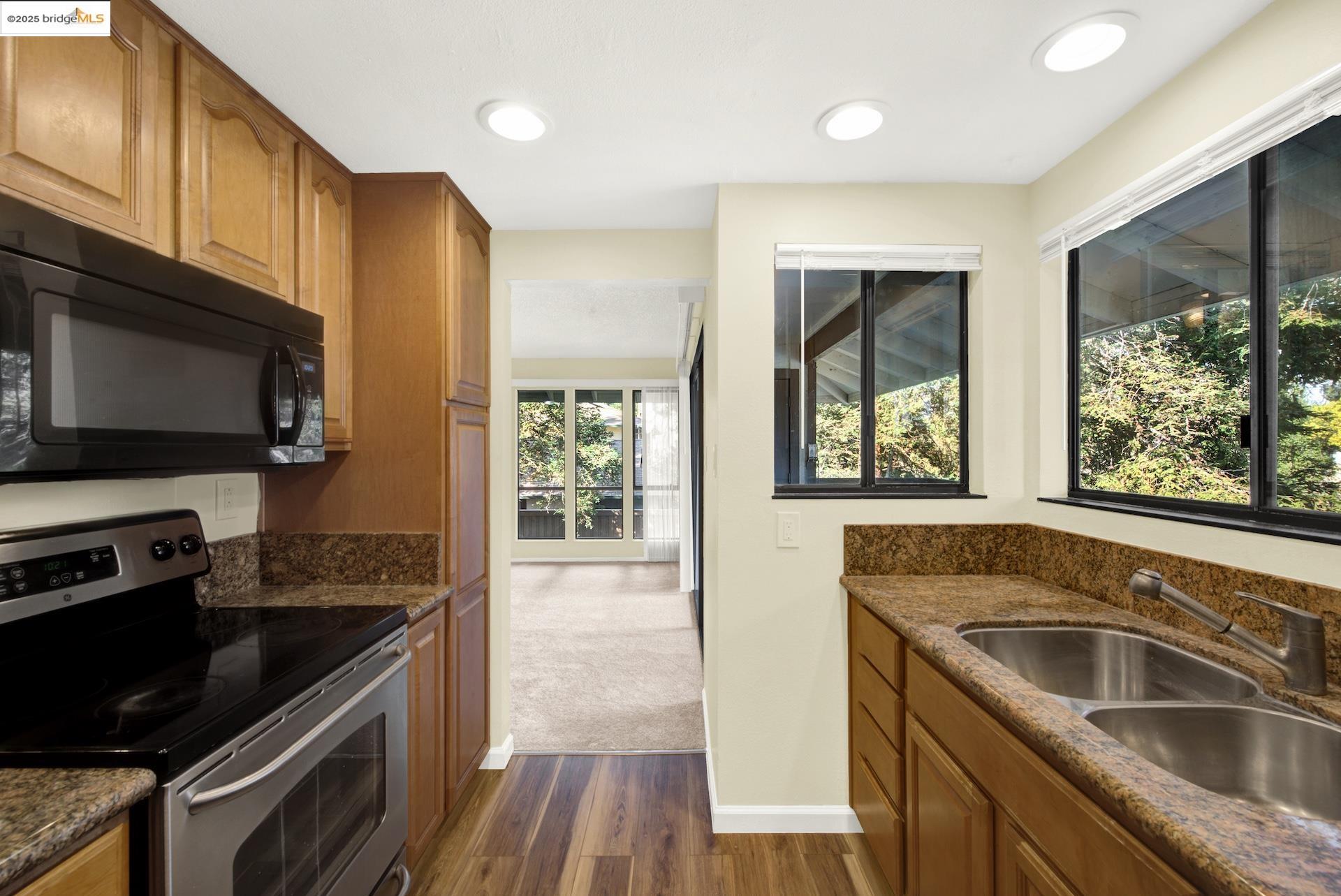 Photo #14: 41084442 Listing: Photo #14