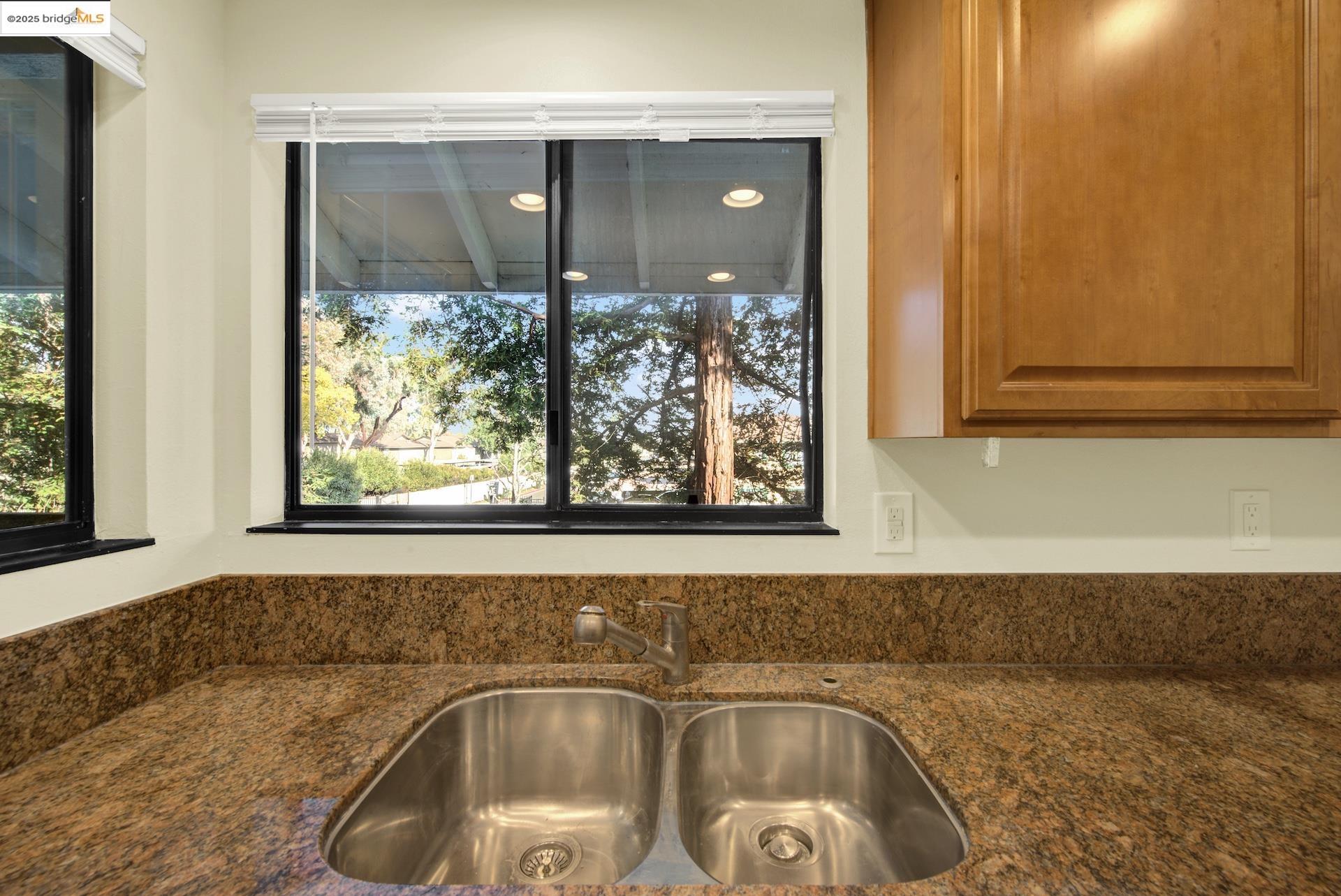 Photo #16: 41084442 Listing: Photo #16