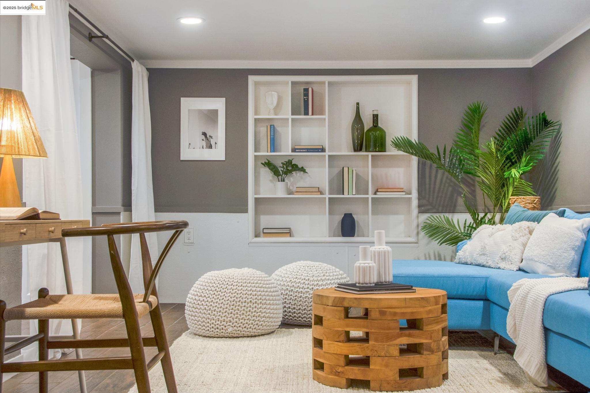 4542 Davenport