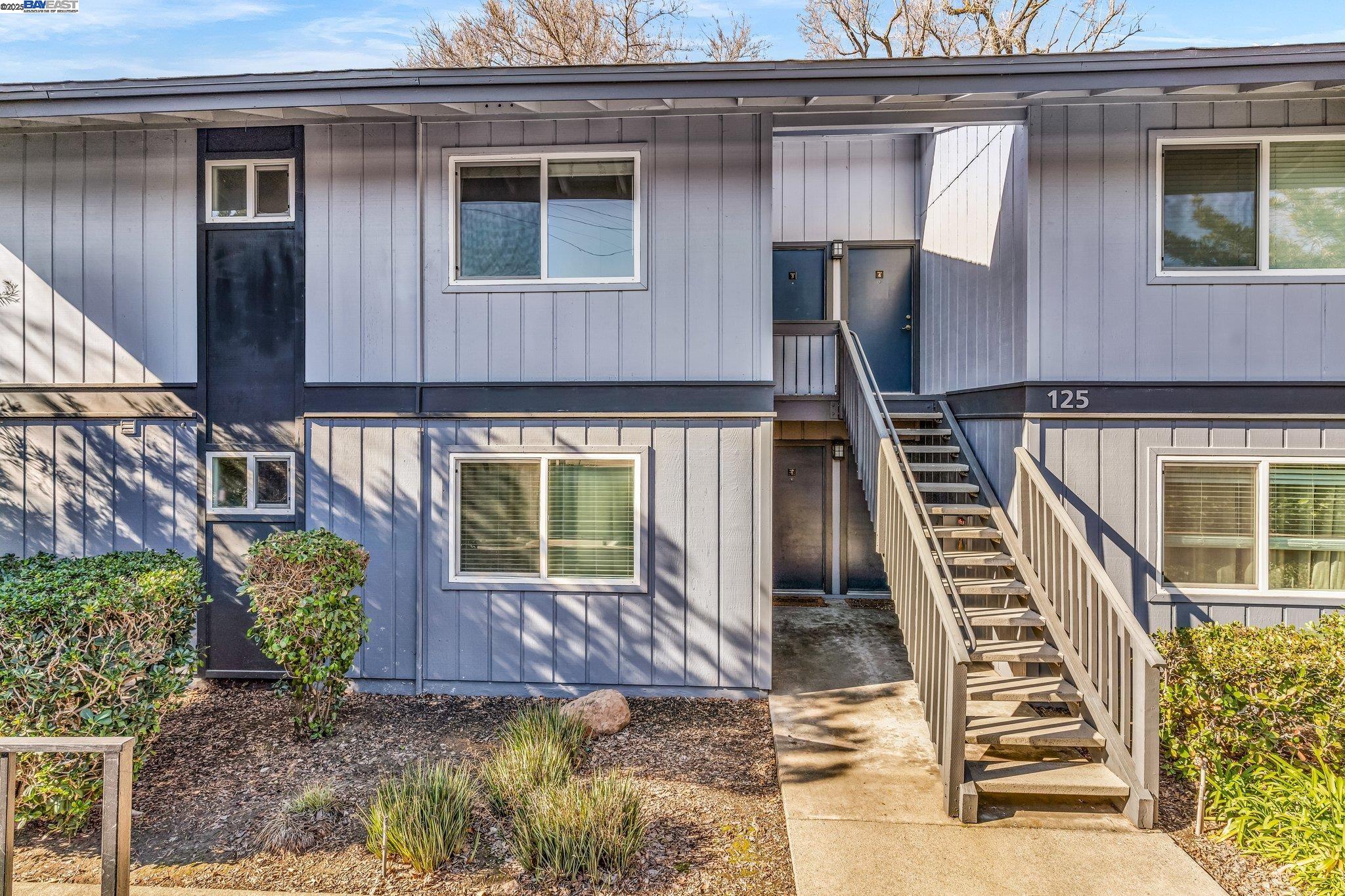 More Details about MLS # 41084458 : 125 PLAYER CT # 3