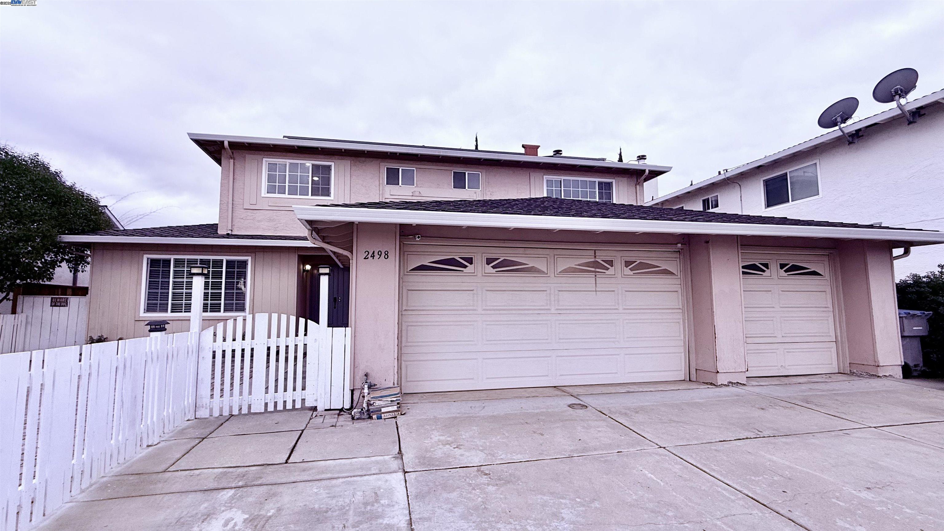 Detail Gallery Image 1 of 1 For 2498 Scottsdale Drive, San Jose,  CA 95148-2560 - 5 Beds | 3 Baths