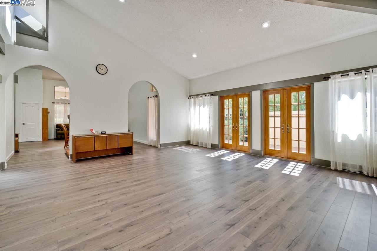Photo #33: 41084466 Listing: Photo #33