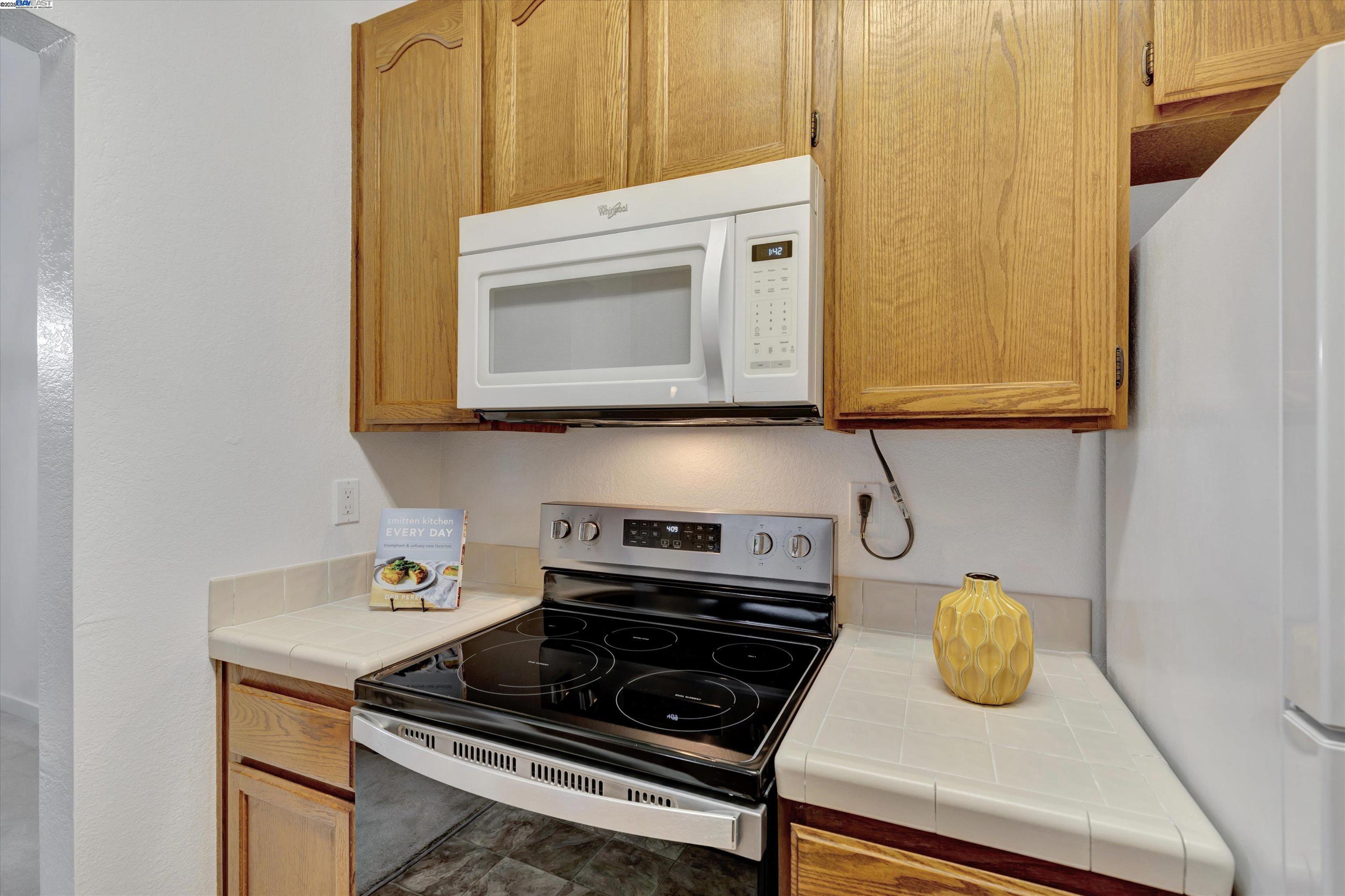 Photo #8: 41084466 Listing: Photo #8