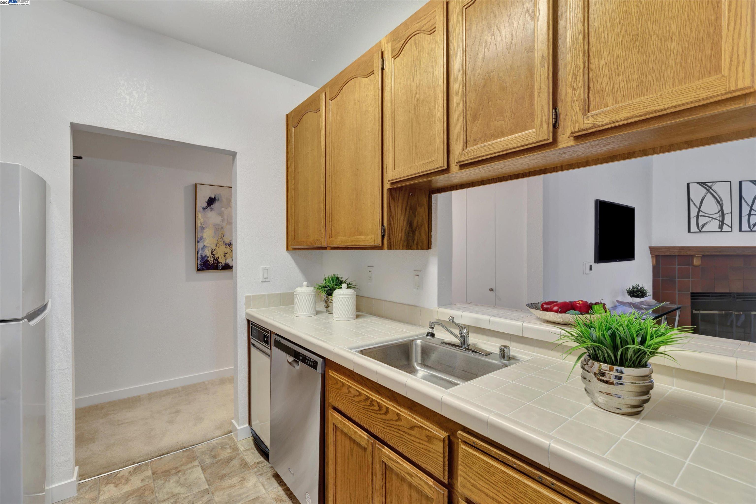 Photo #9: 41084466 Listing: Photo #9