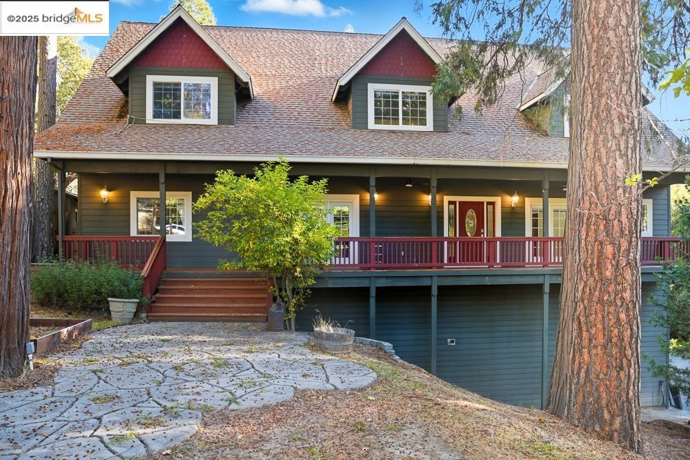 Detail Gallery Image 1 of 60 For 22987 Lazy Z Ln, Sonora,  CA 95370 - 3 Beds | 2/1 Baths