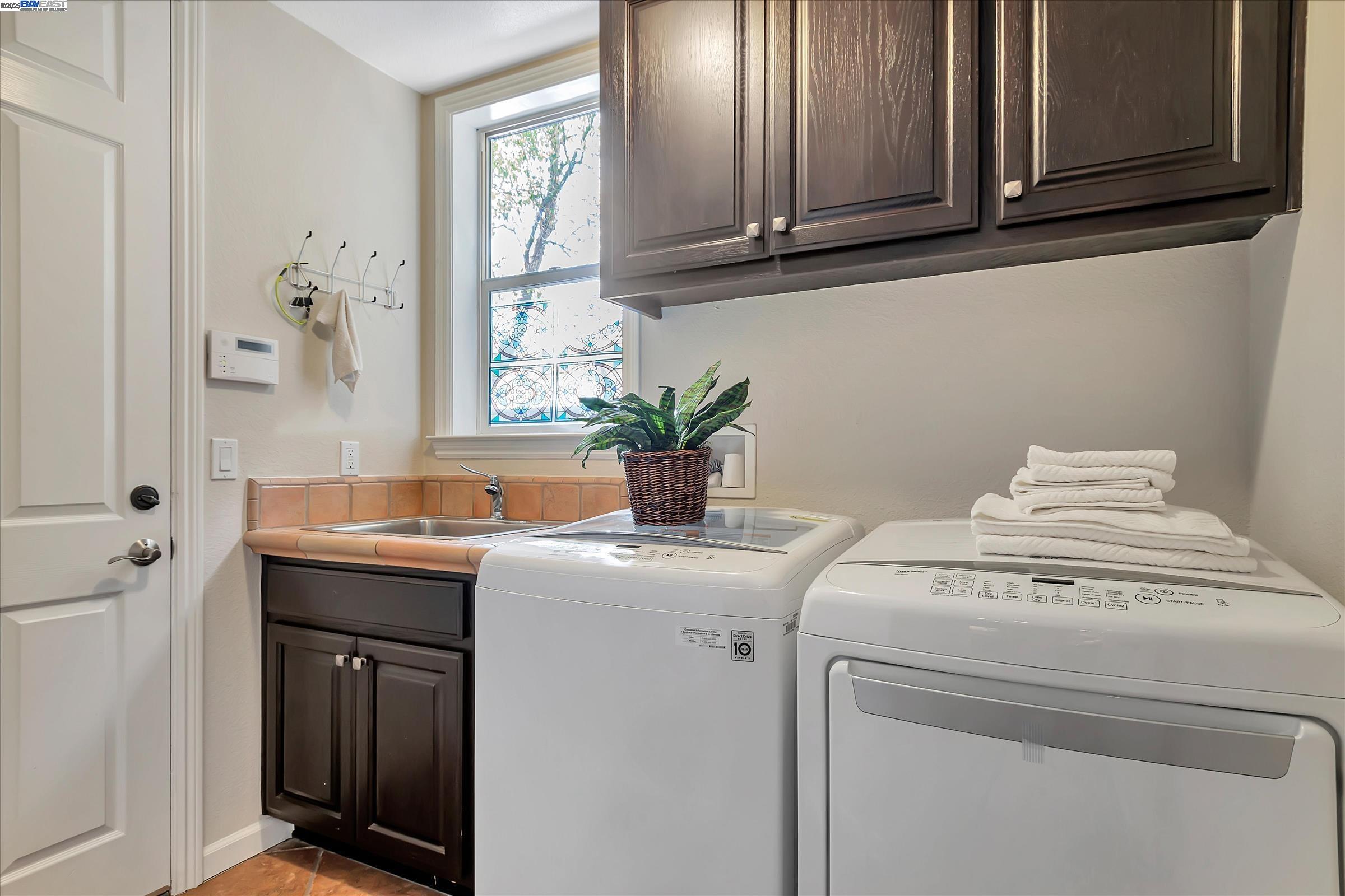 Detail Gallery Image 18 of 46 For 1517 Rampart Way, Brentwood,  CA 94513 - 4 Beds | 3 Baths